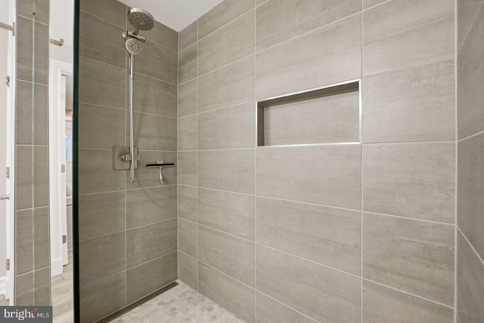 BURKE CENTRE - Residential