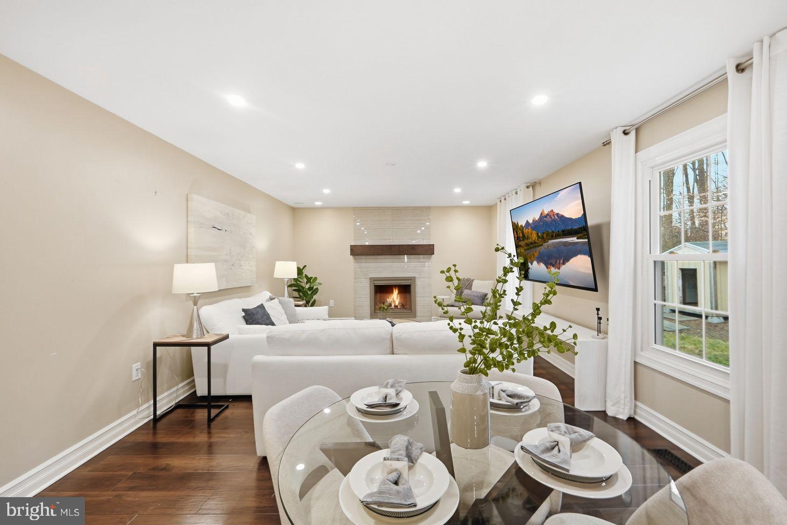 BURKE CENTRE - Residential