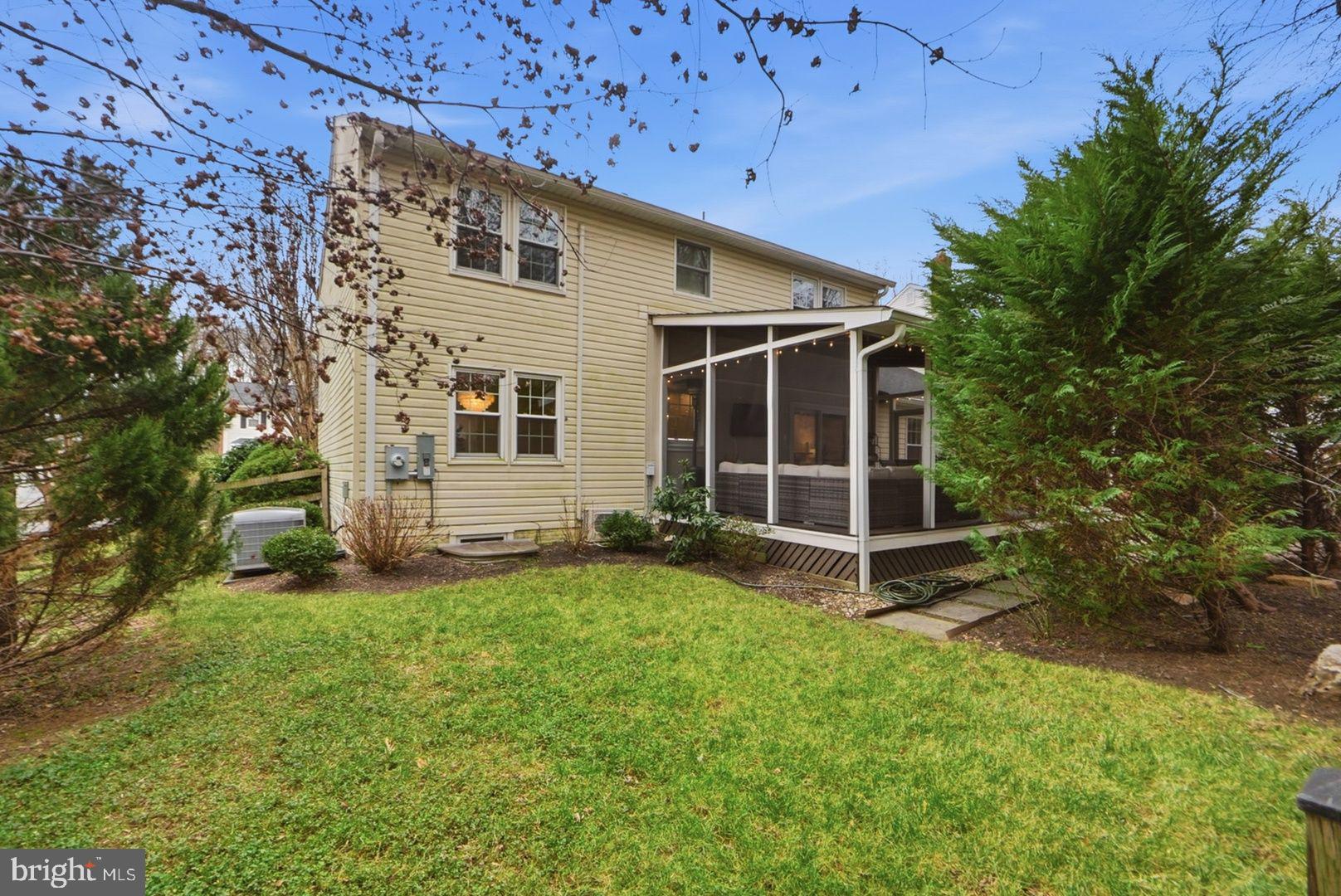 BURKE CENTRE - Residential