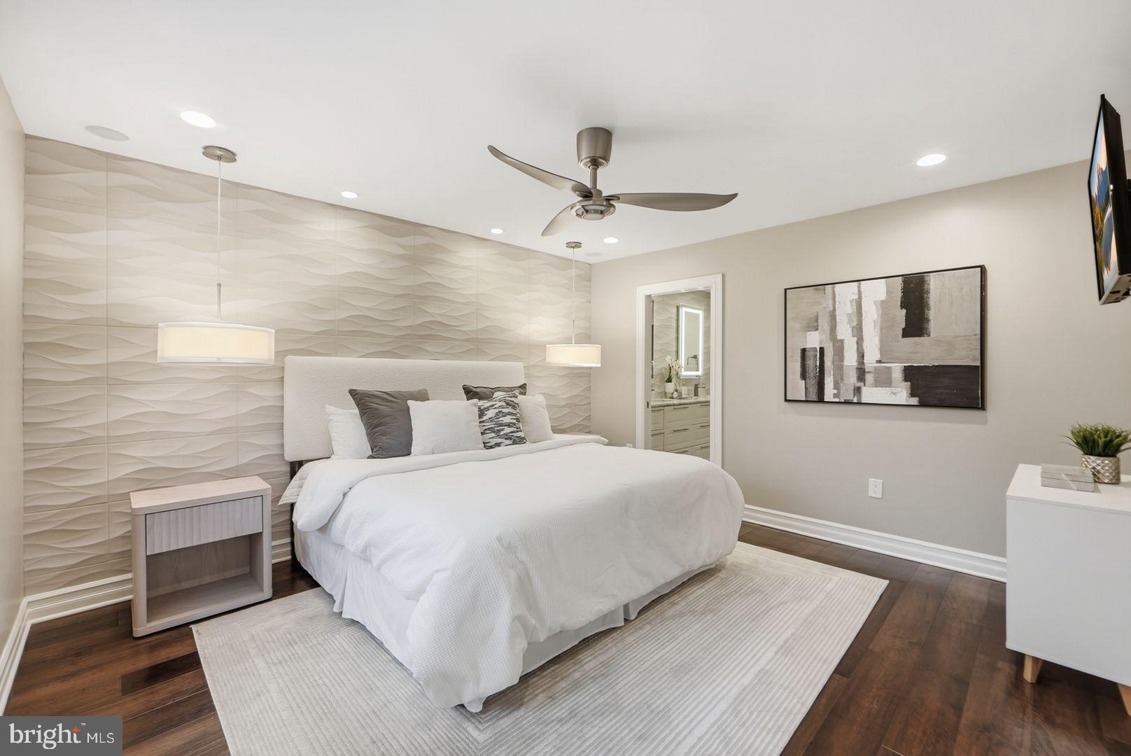 BURKE CENTRE - Residential