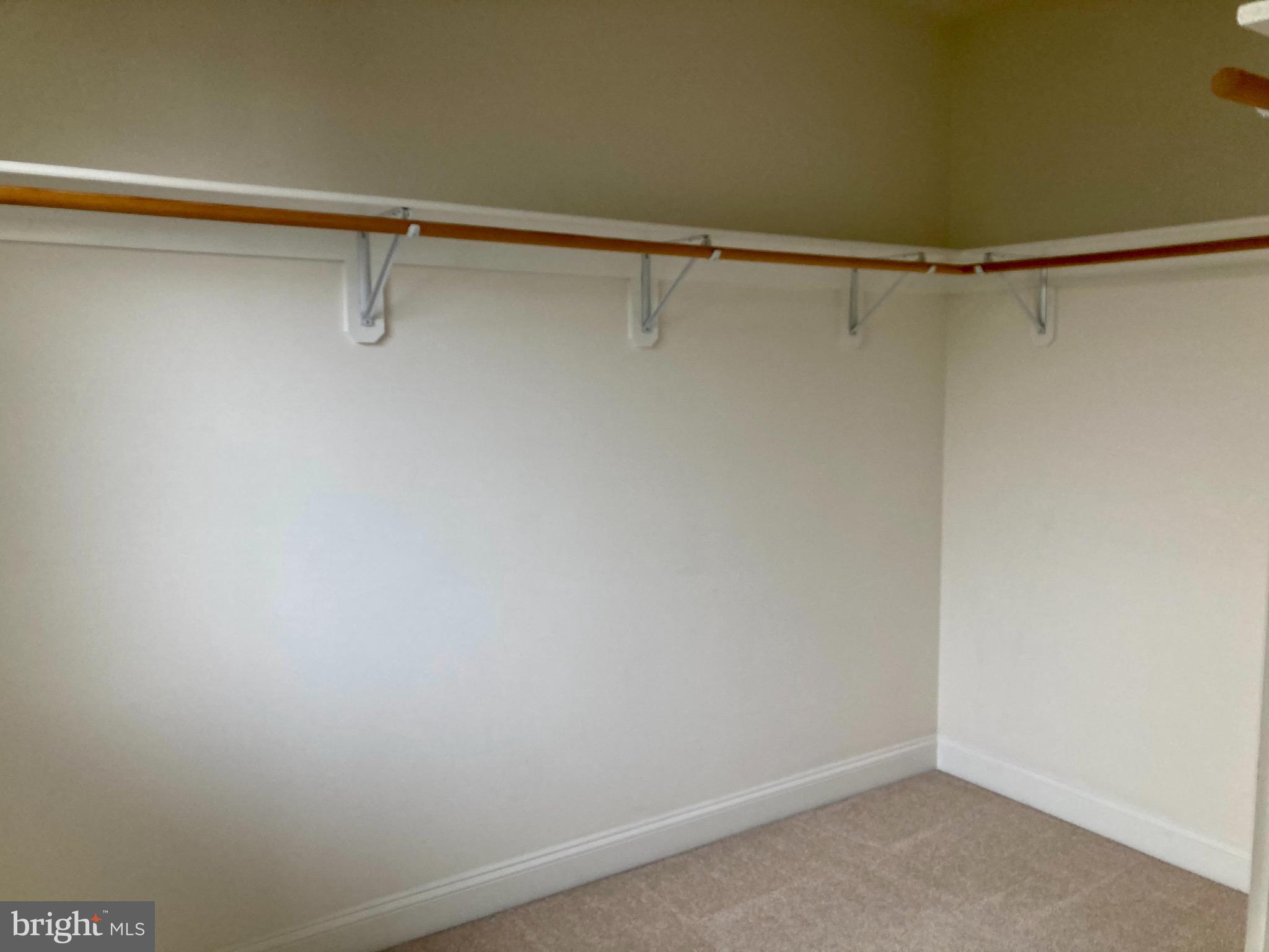 CENTENNIAL COMMONS - Residential Lease