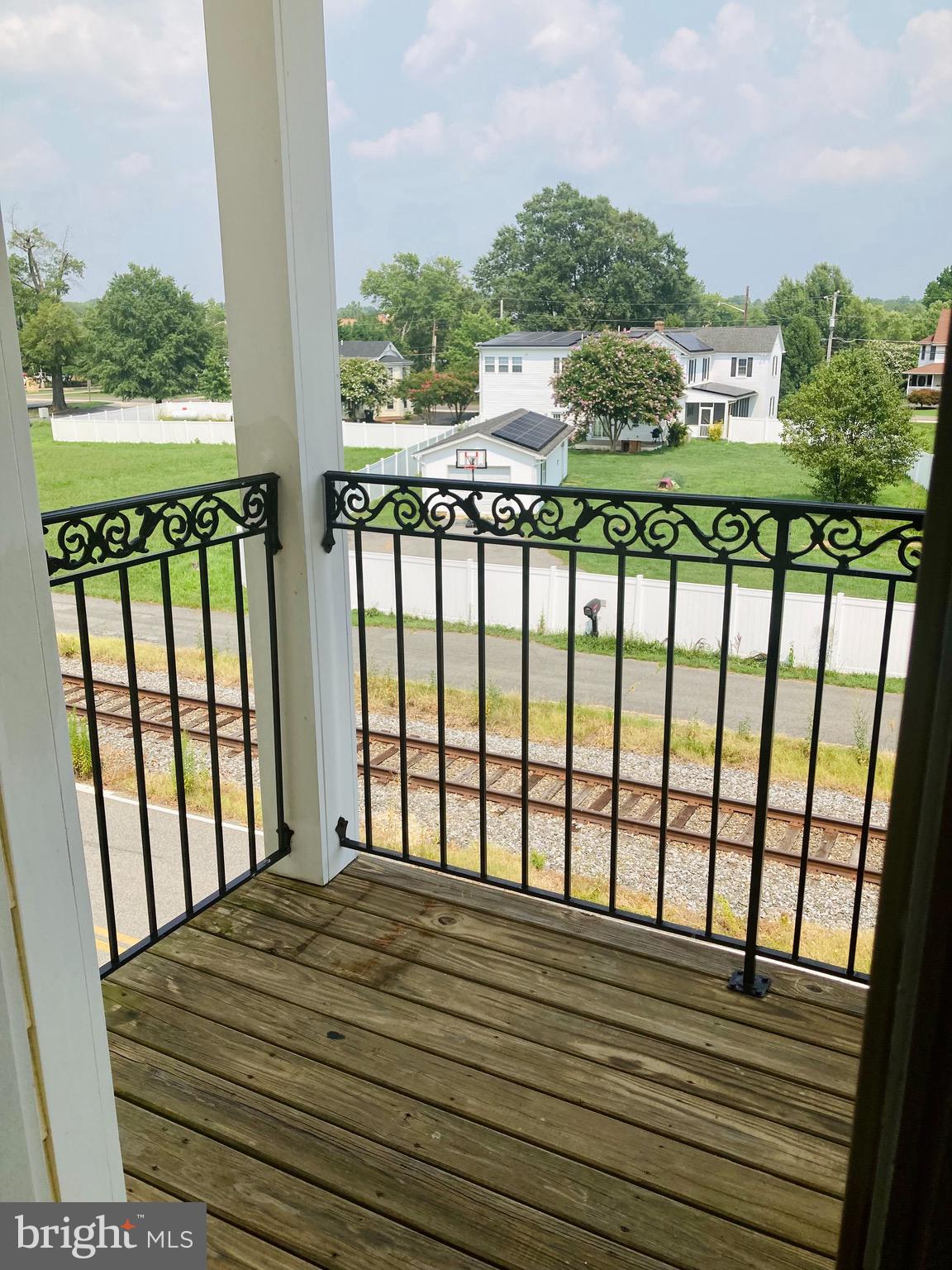 CENTENNIAL COMMONS - Residential Lease