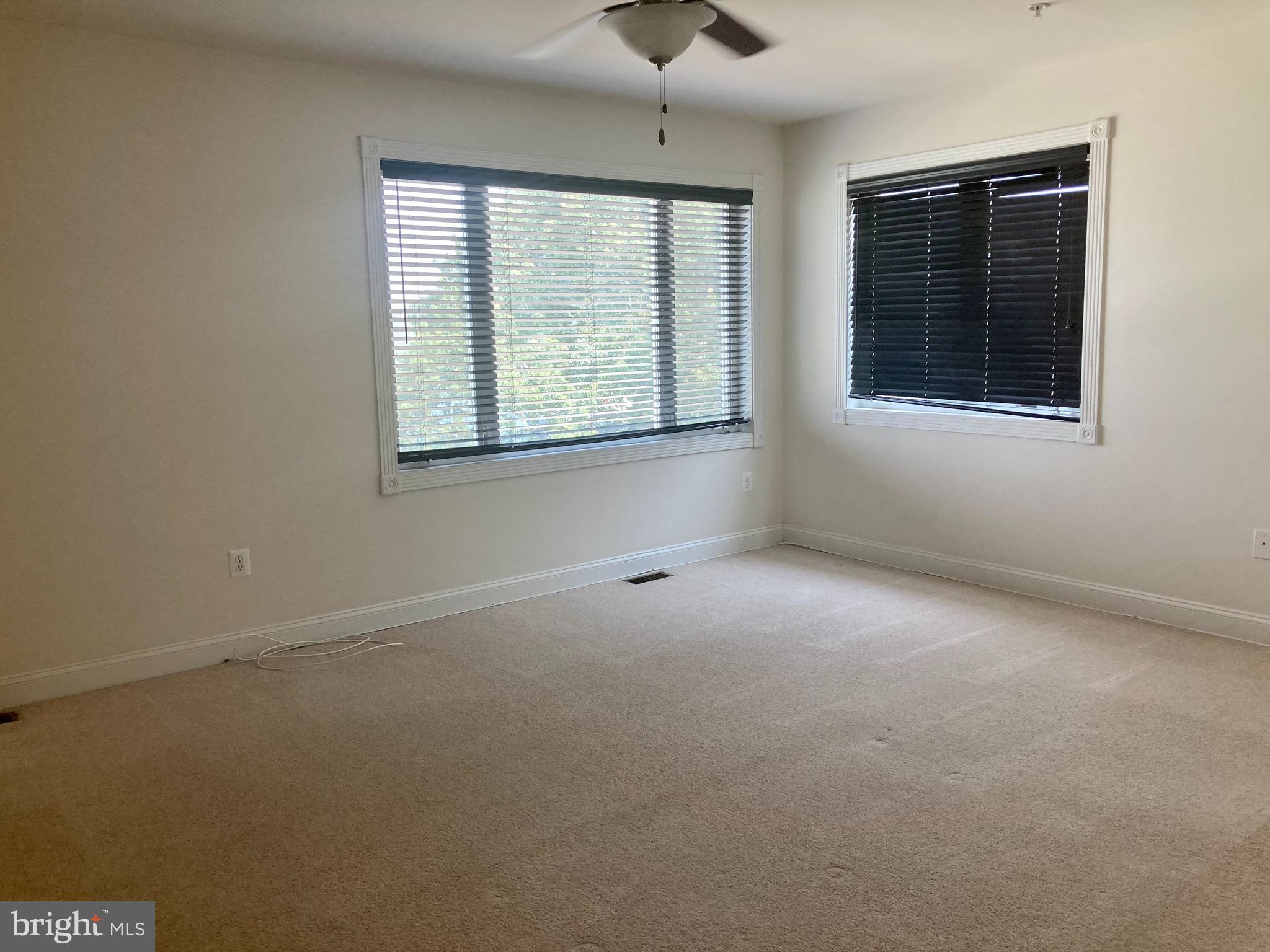 CENTENNIAL COMMONS - Residential Lease