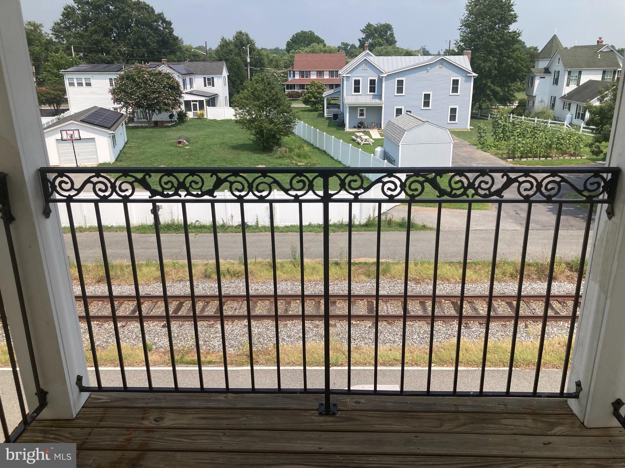 CENTENNIAL COMMONS - Residential Lease