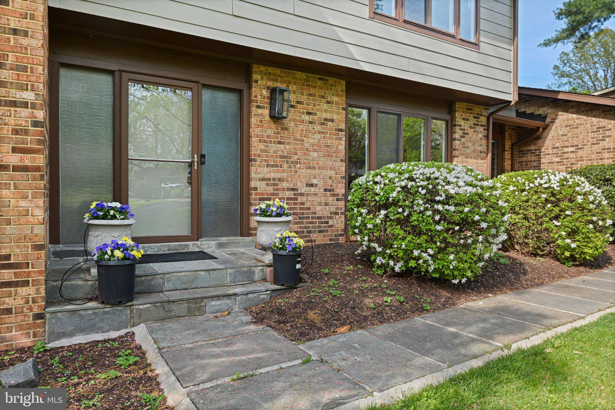 WOLF TRAP WOODS - Residential