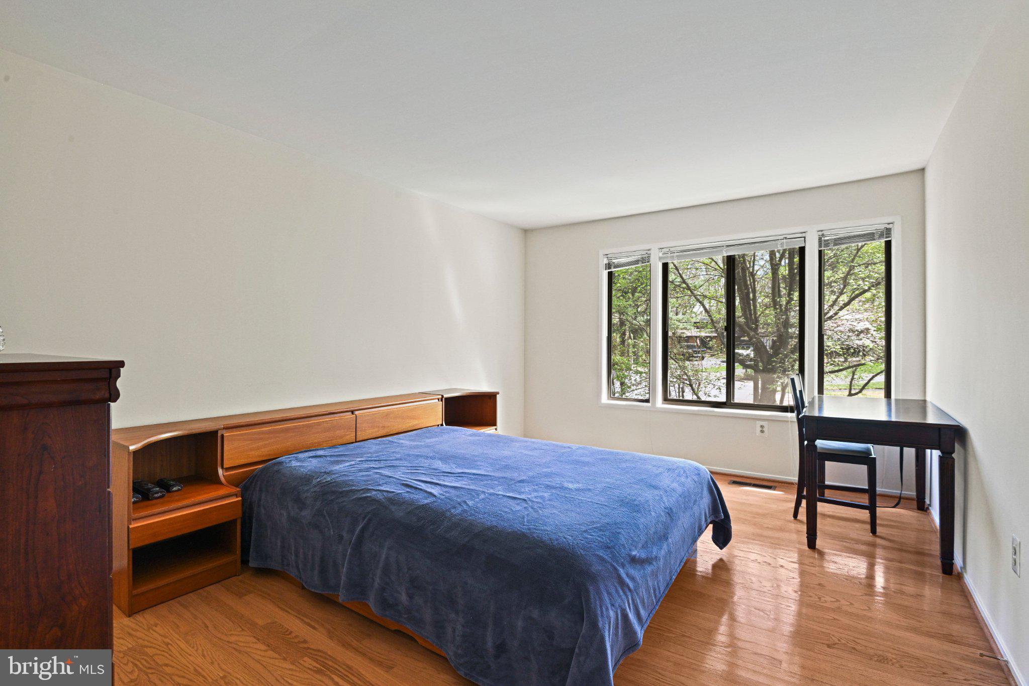 WOLF TRAP WOODS - Residential