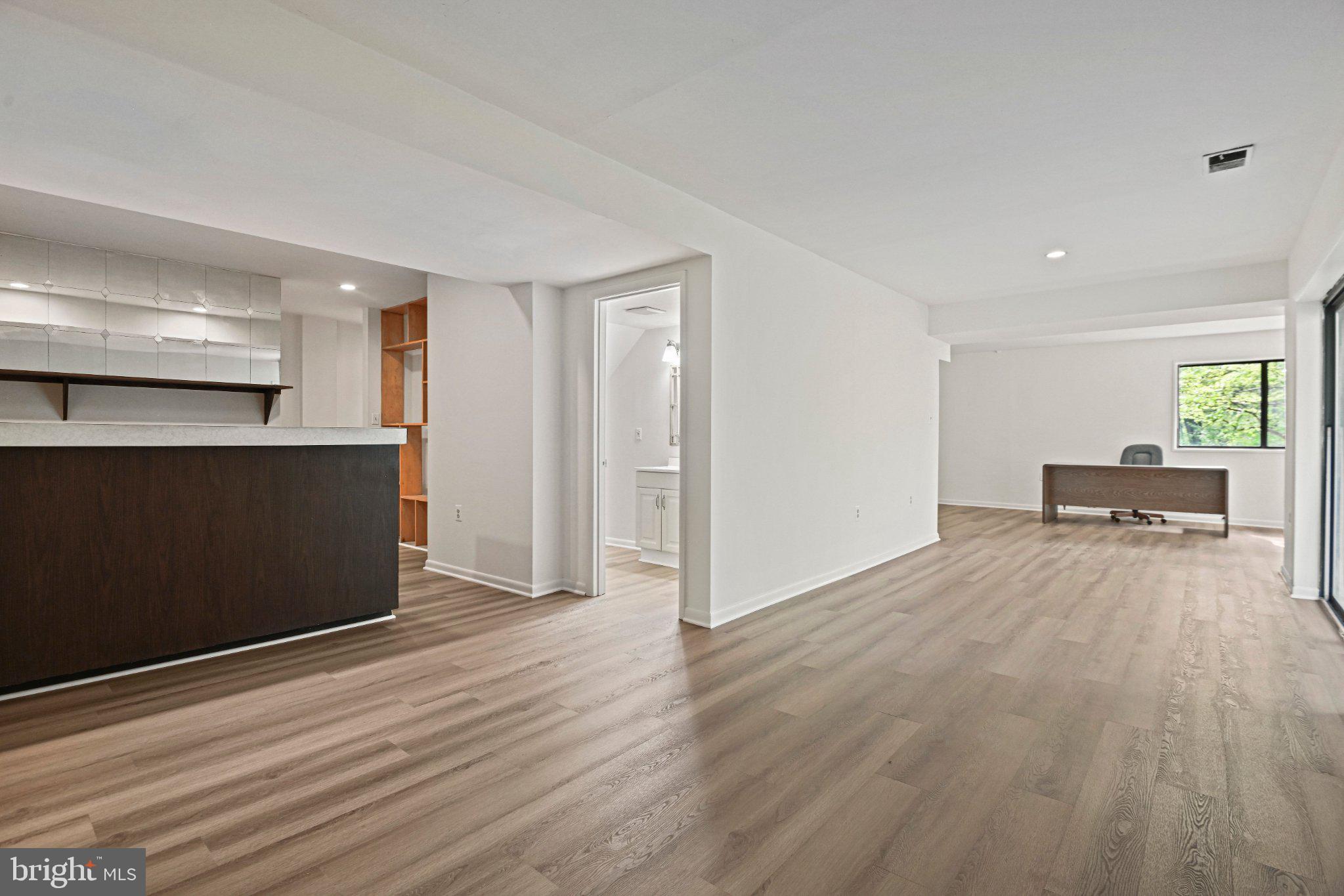 WOLF TRAP WOODS - Residential