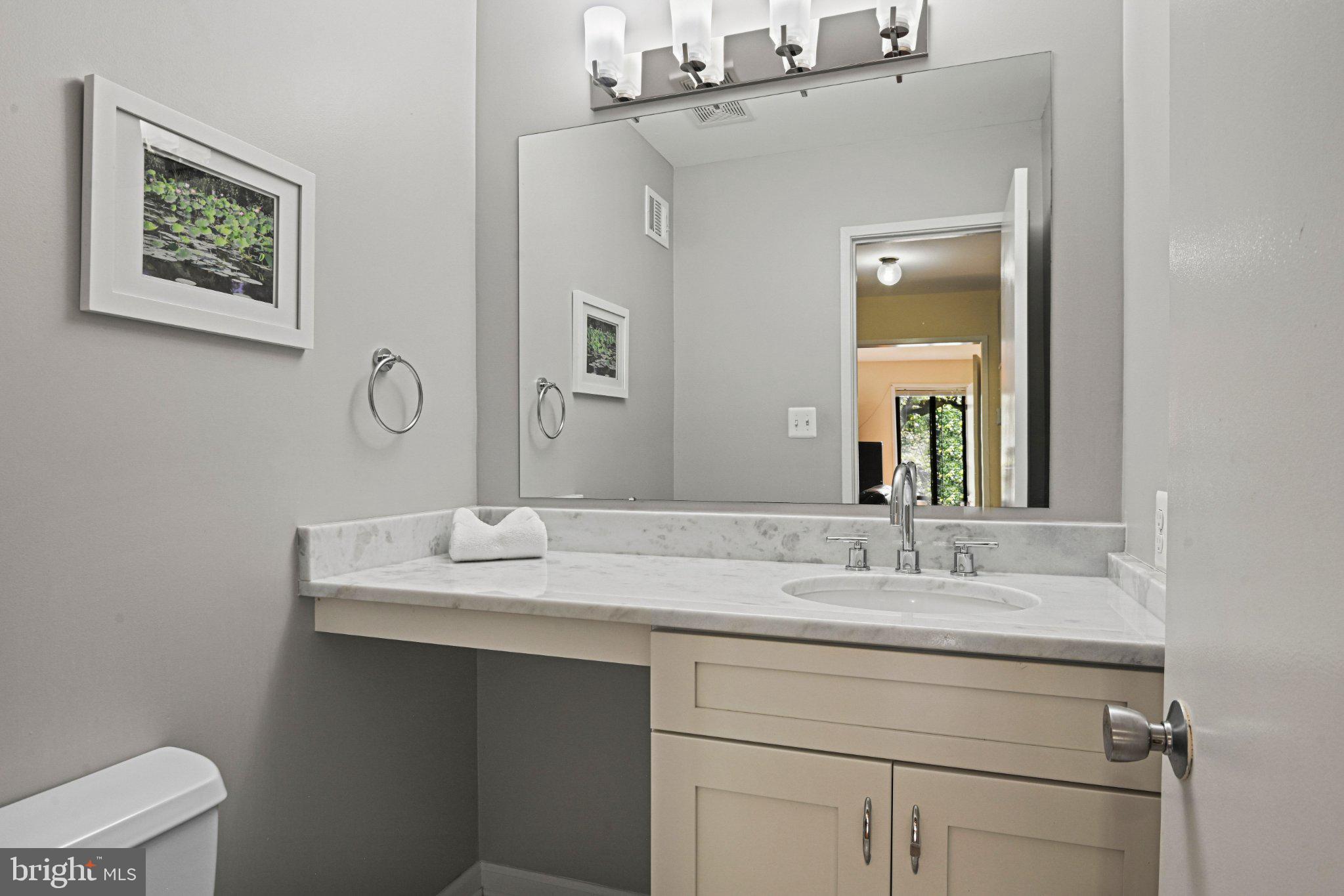 WOLF TRAP WOODS - Residential