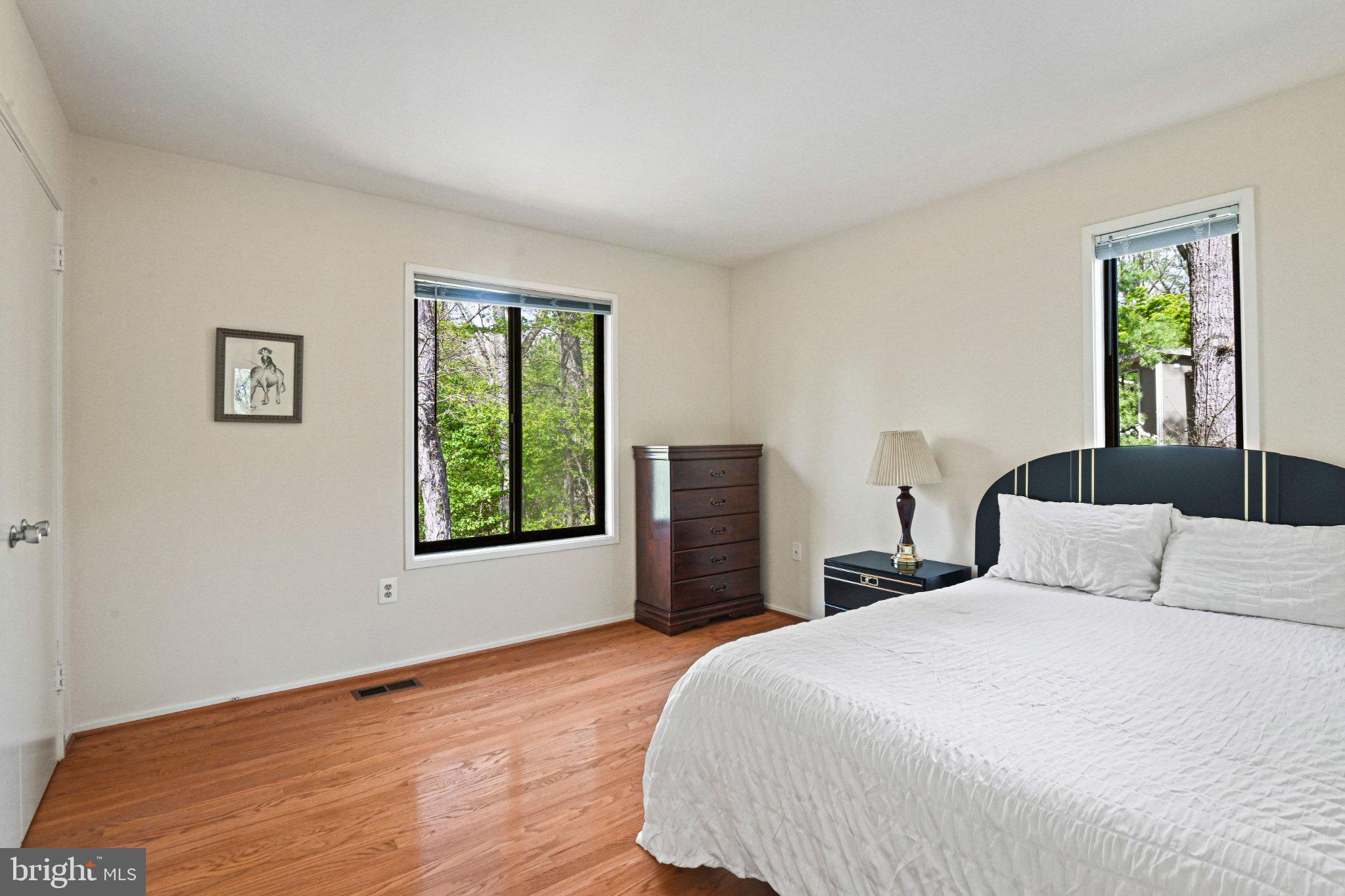 WOLF TRAP WOODS - Residential