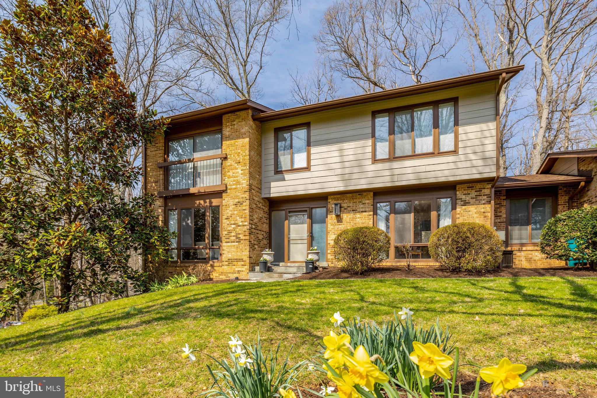 WOLF TRAP WOODS - Residential