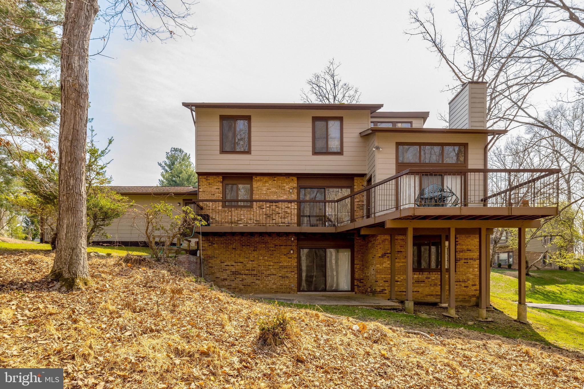 WOLF TRAP WOODS - Residential