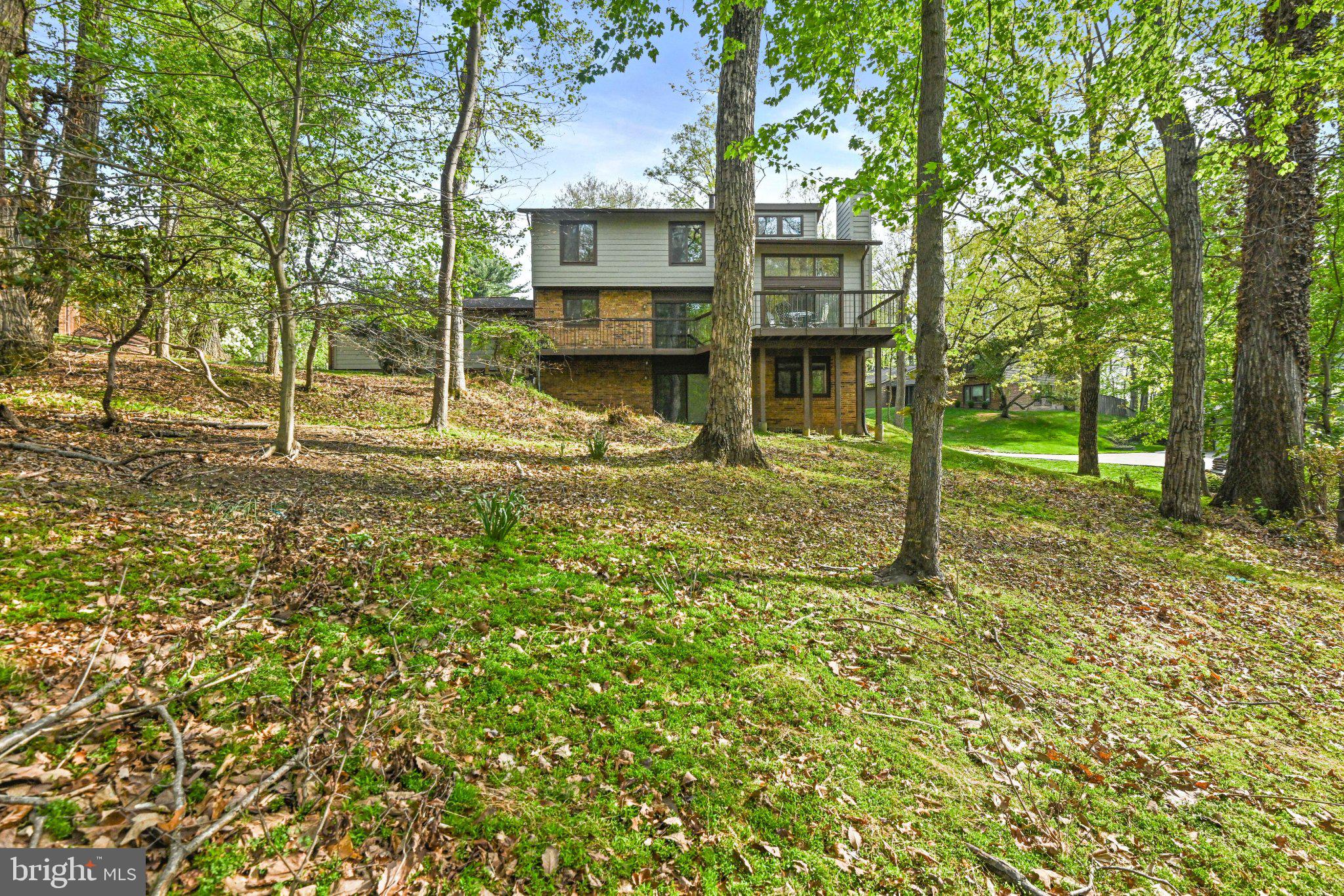 WOLF TRAP WOODS - Residential