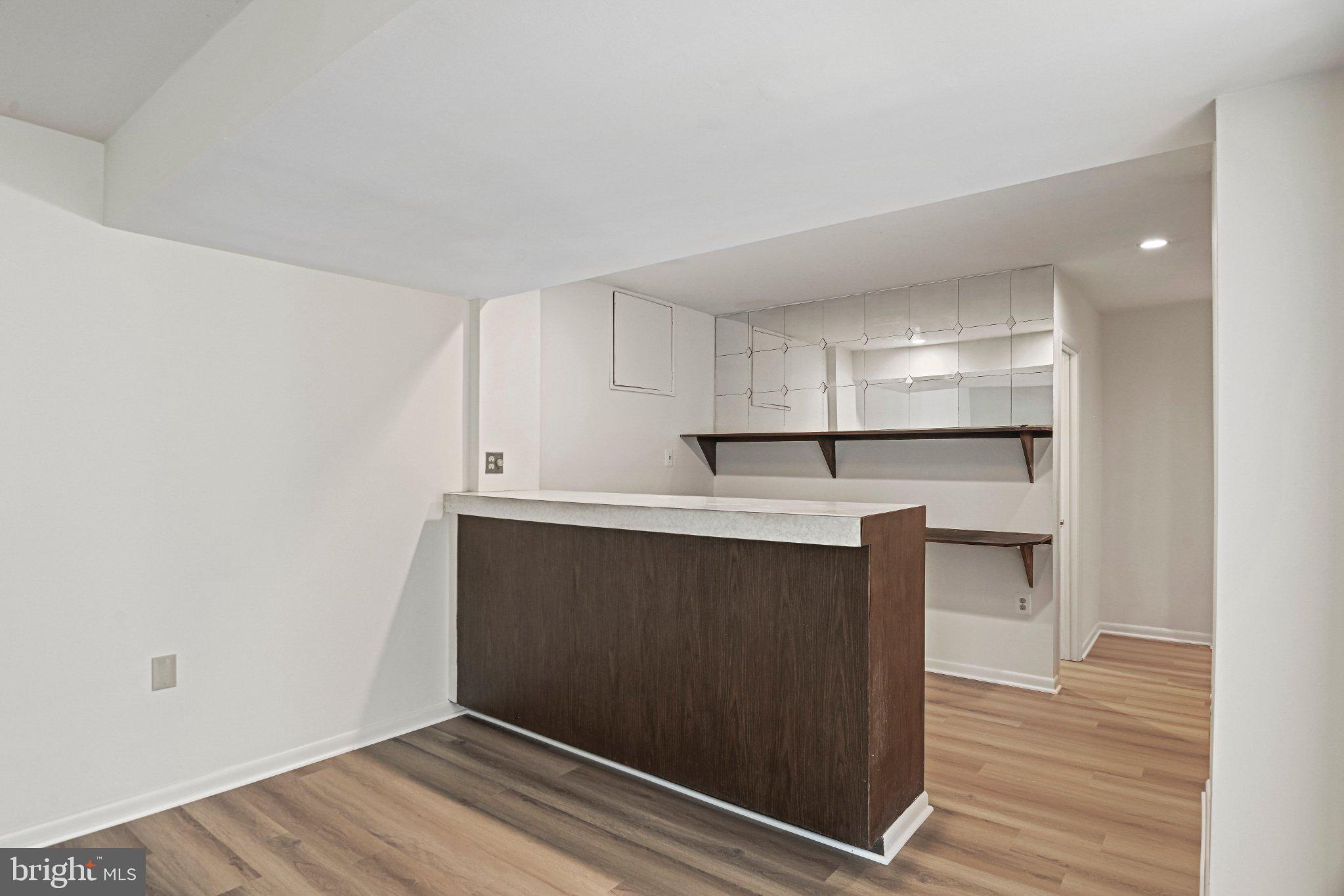 WOLF TRAP WOODS - Residential