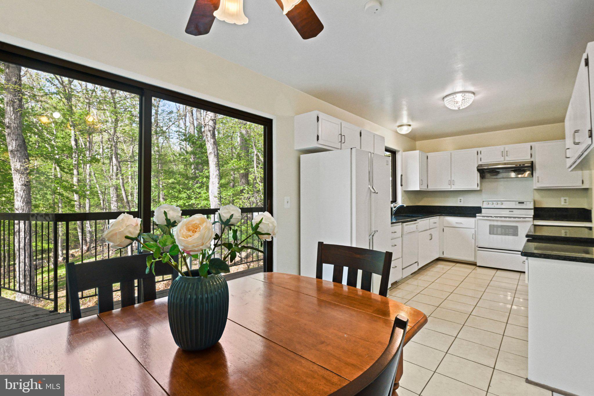 WOLF TRAP WOODS - Residential