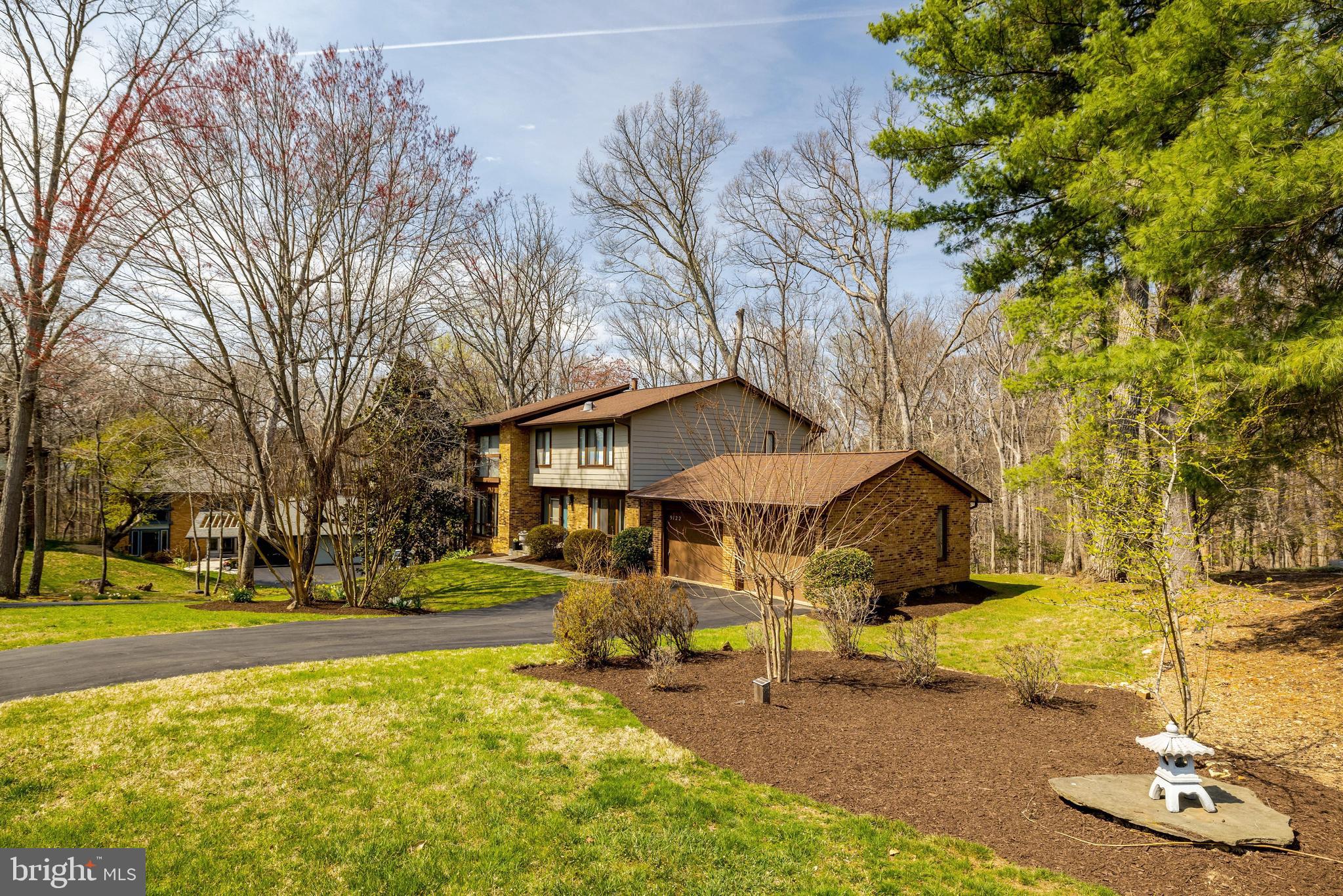 WOLF TRAP WOODS - Residential