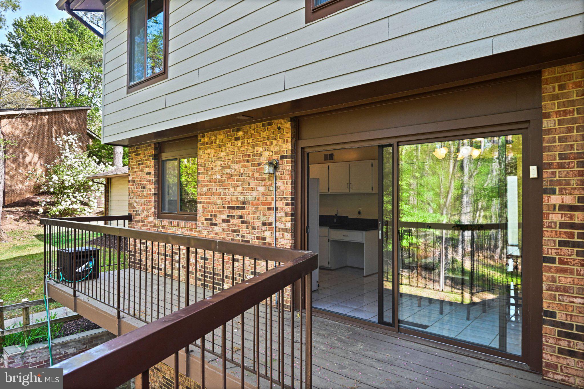 WOLF TRAP WOODS - Residential