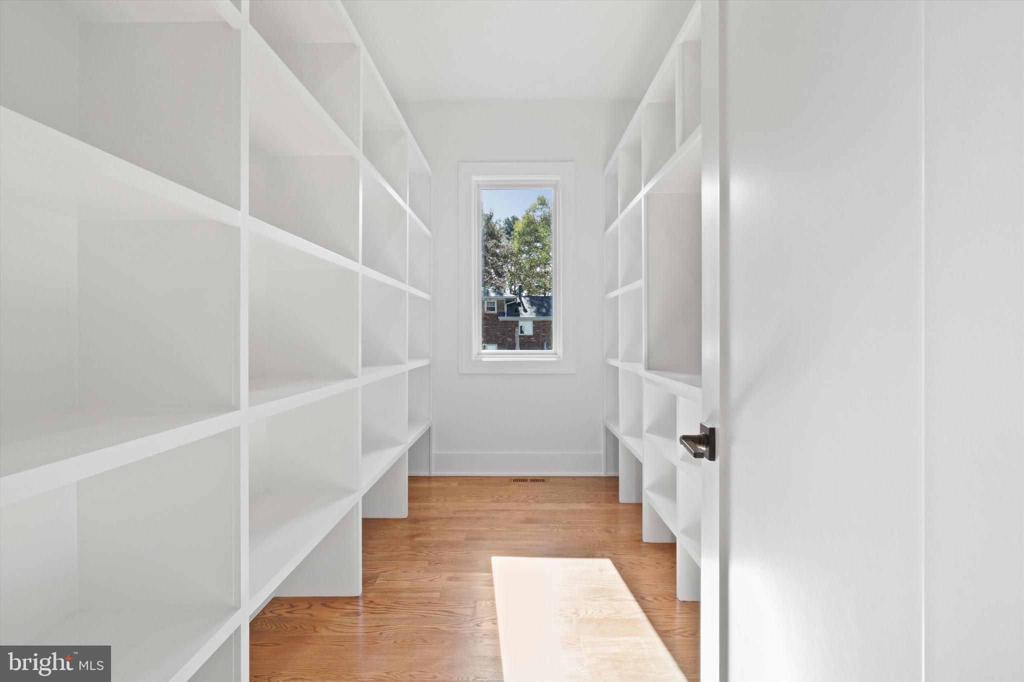 WESTWOOD MANOR - Residential