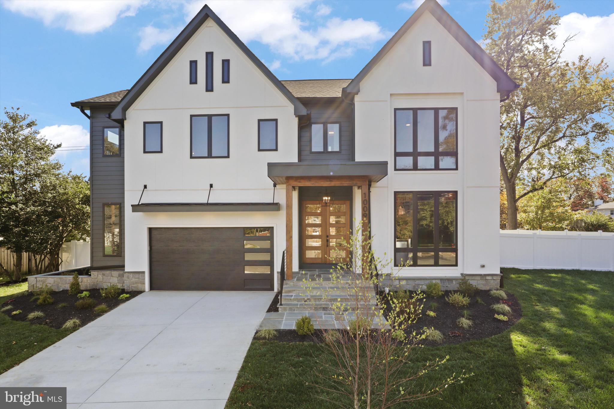 WESTWOOD MANOR - Residential