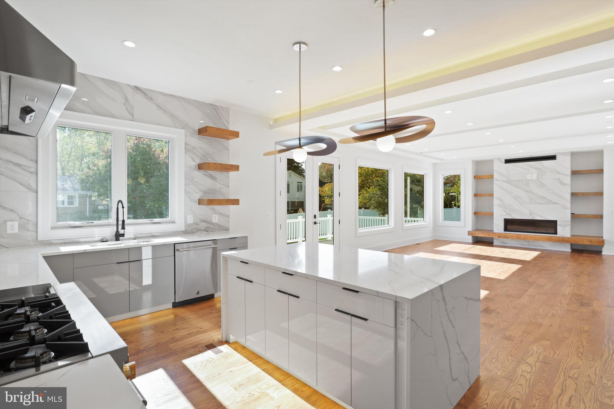 WESTWOOD MANOR - Residential