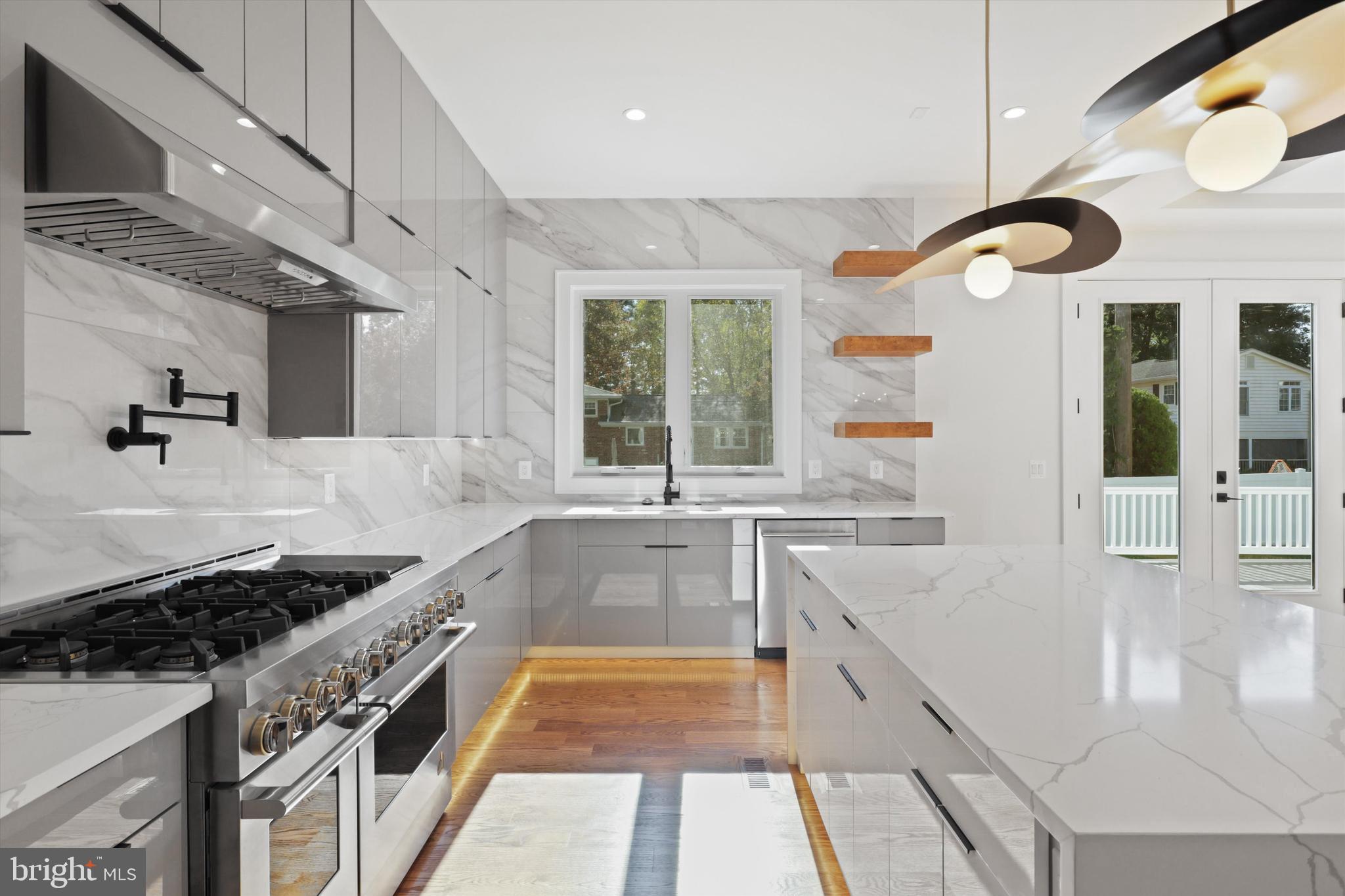 WESTWOOD MANOR - Residential