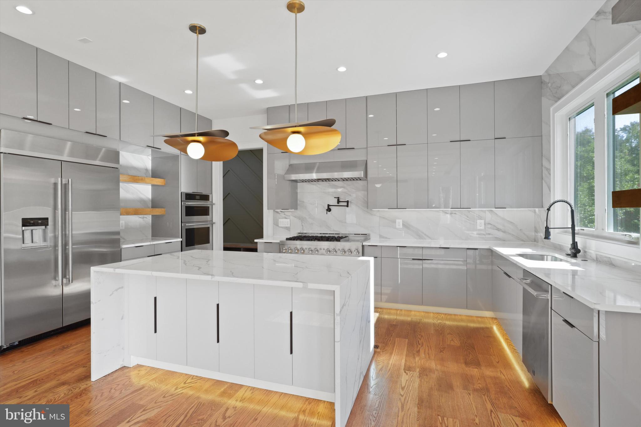 WESTWOOD MANOR - Residential