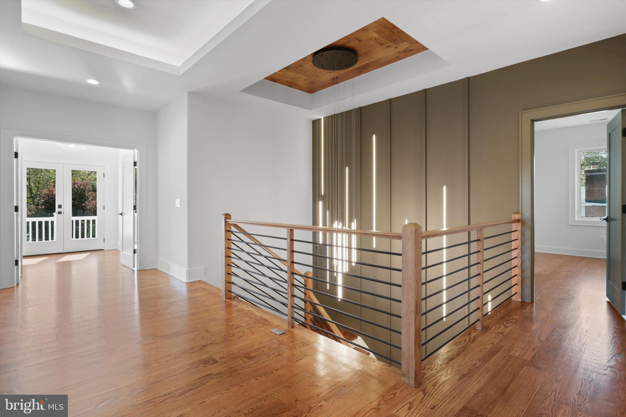 WESTWOOD MANOR - Residential