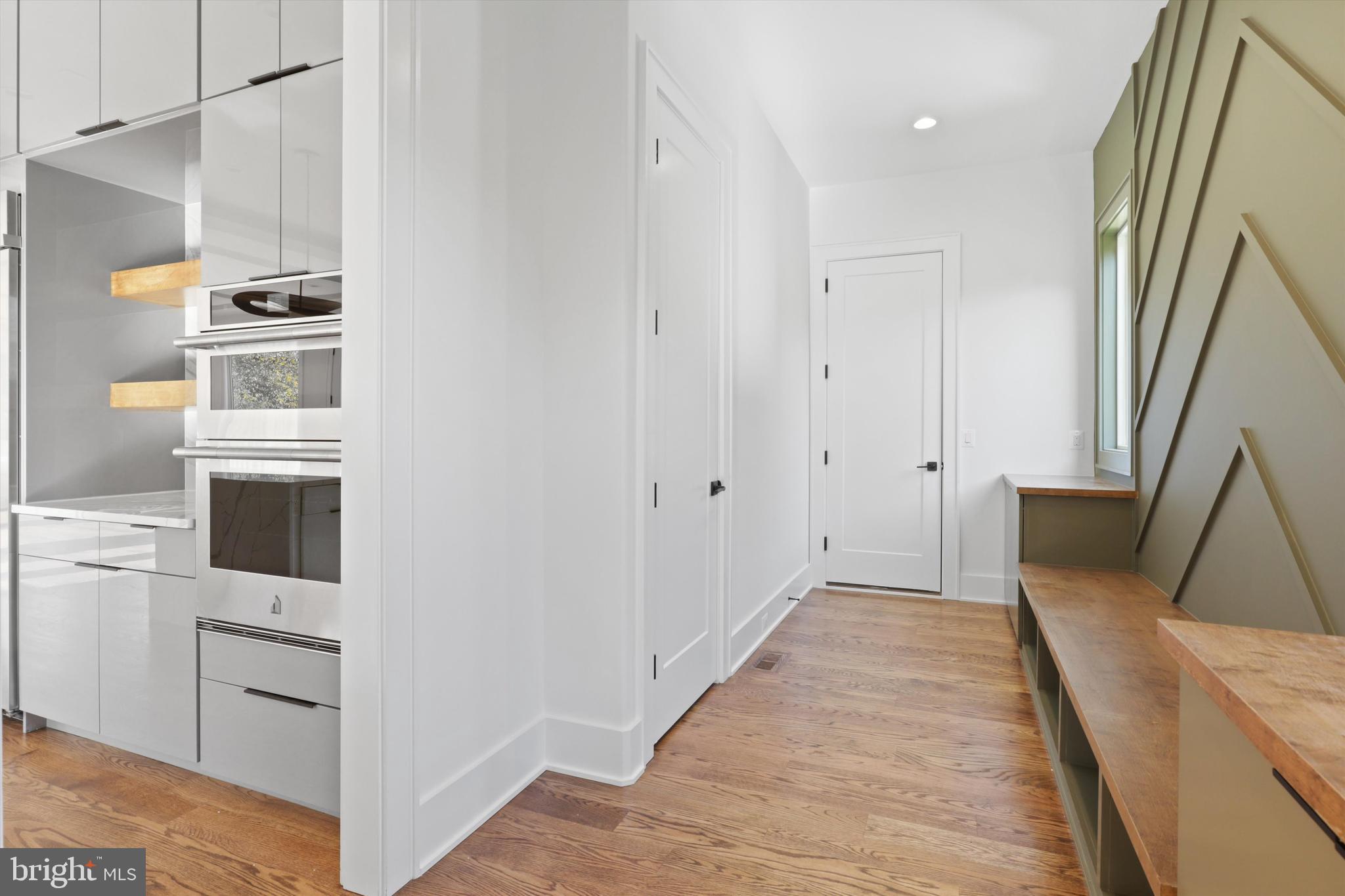 WESTWOOD MANOR - Residential