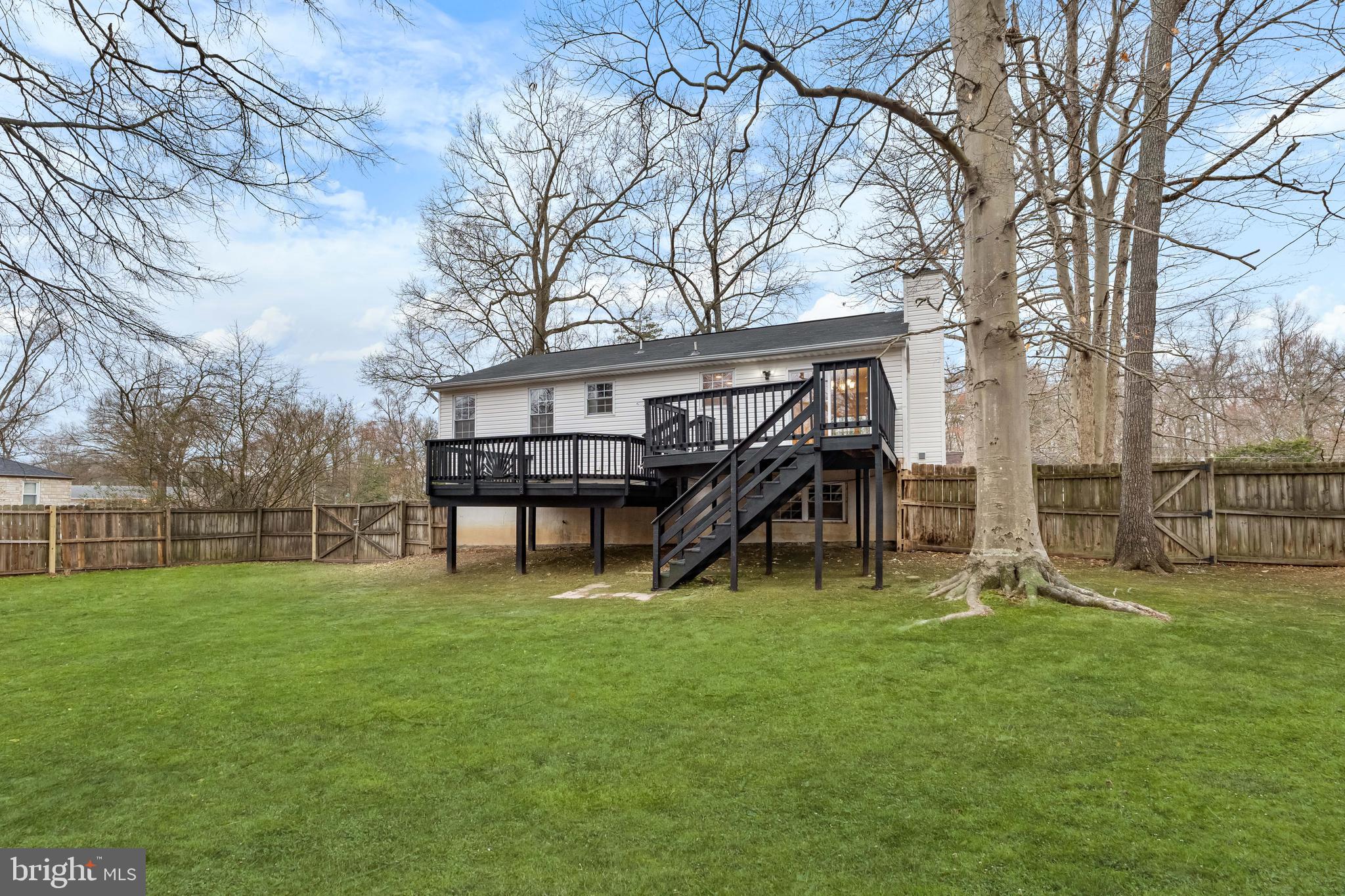 LIVINGSTON GROVE - Residential