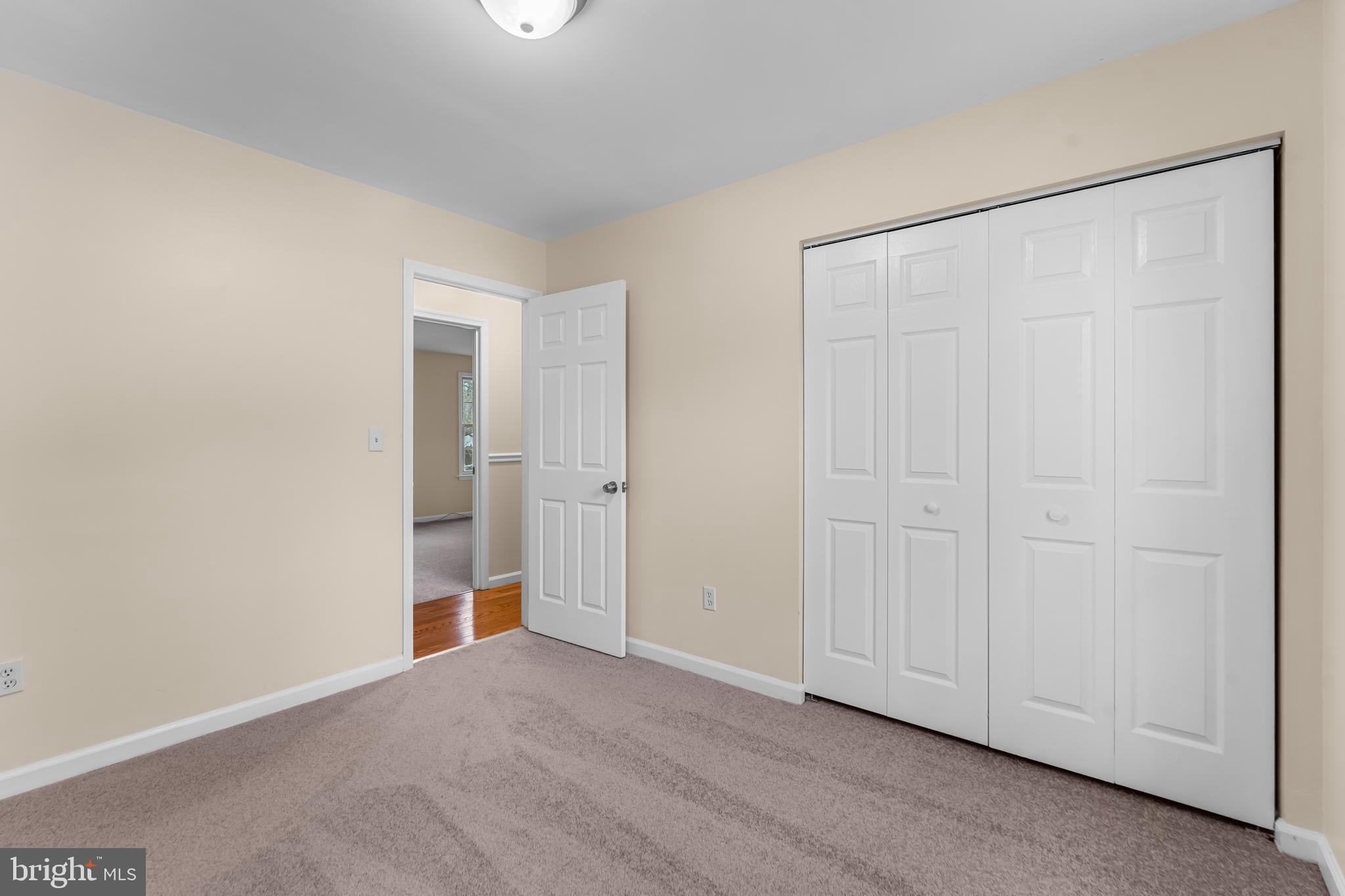 LIVINGSTON GROVE - Residential