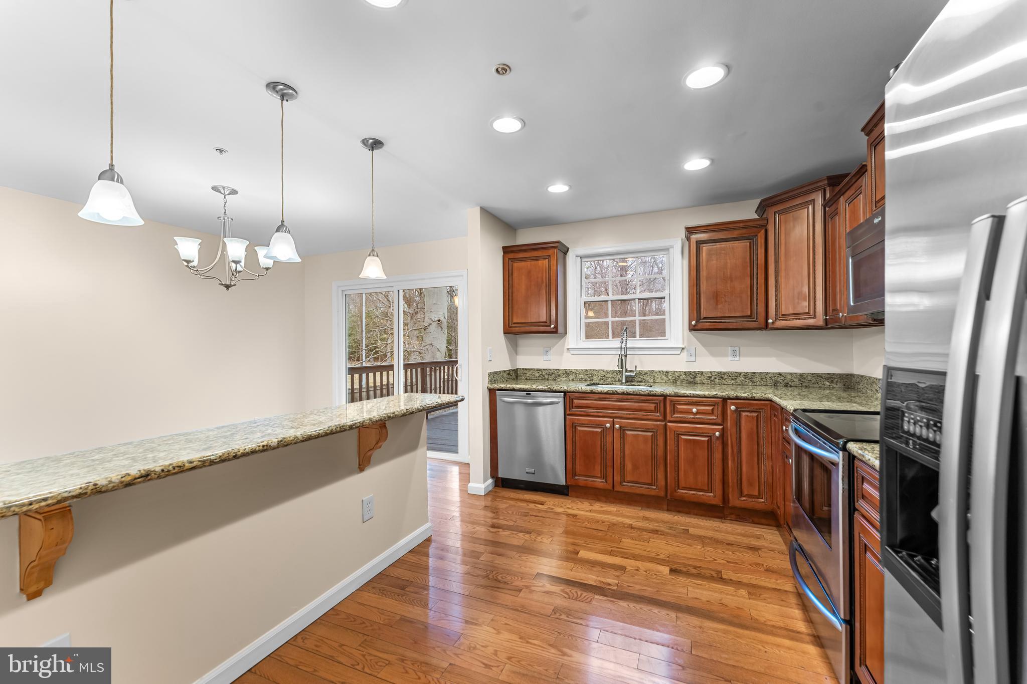 LIVINGSTON GROVE - Residential