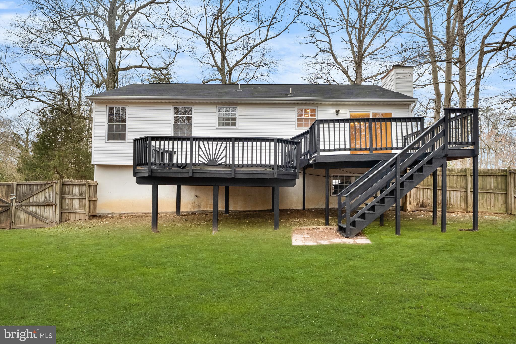 LIVINGSTON GROVE - Residential