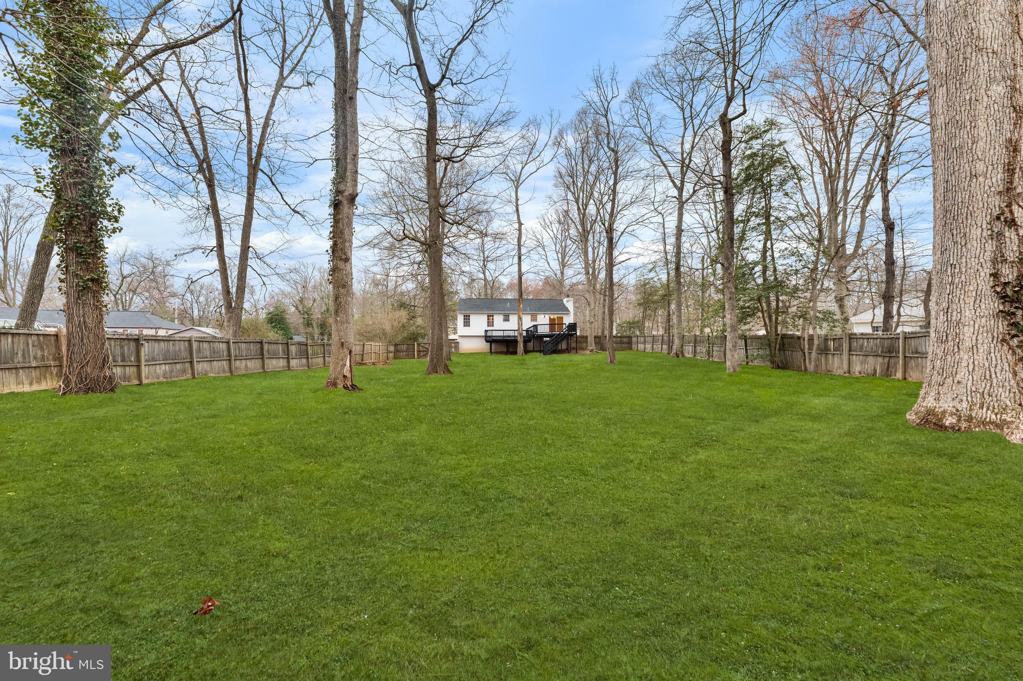 LIVINGSTON GROVE - Residential