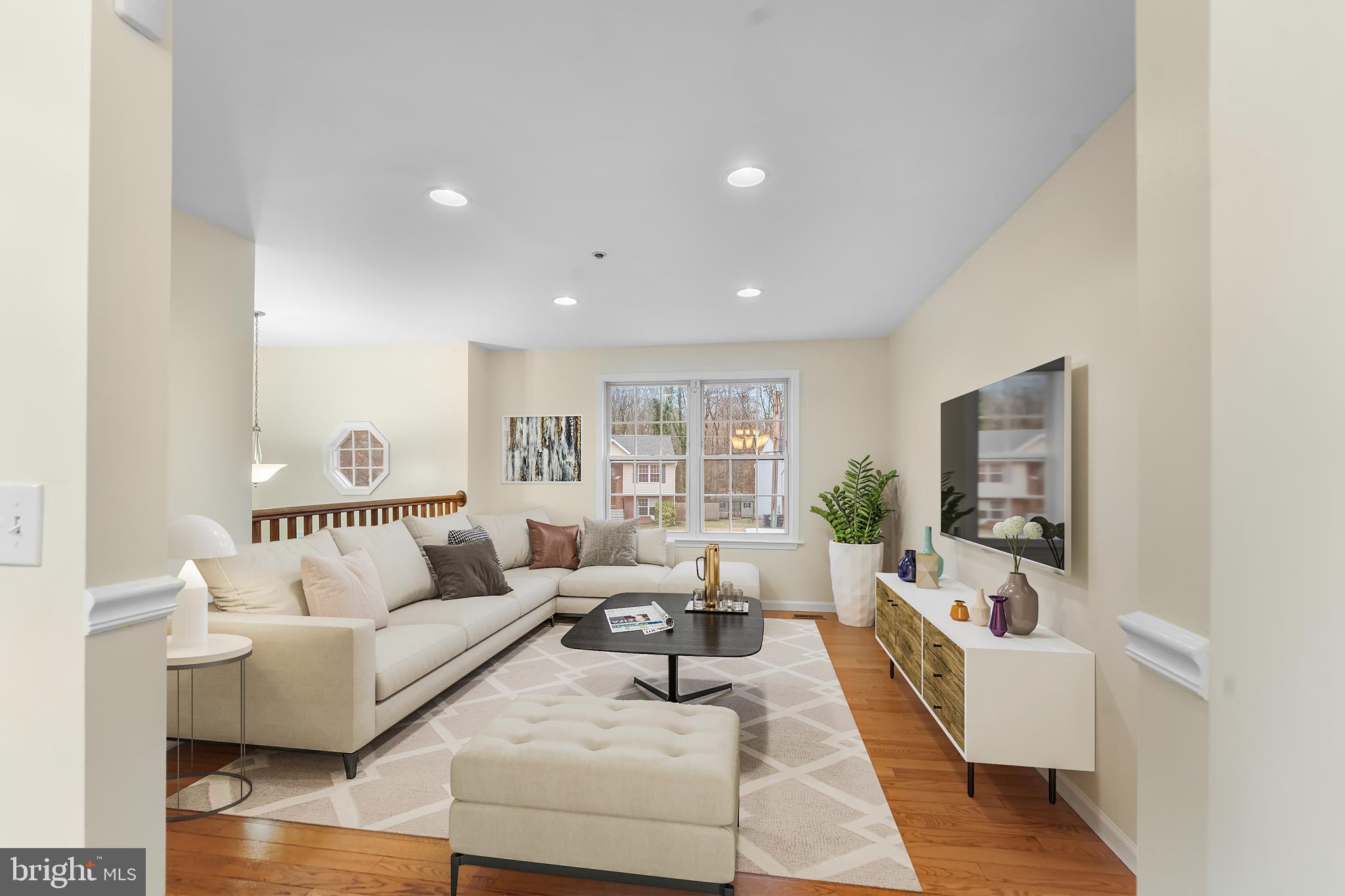 LIVINGSTON GROVE - Residential