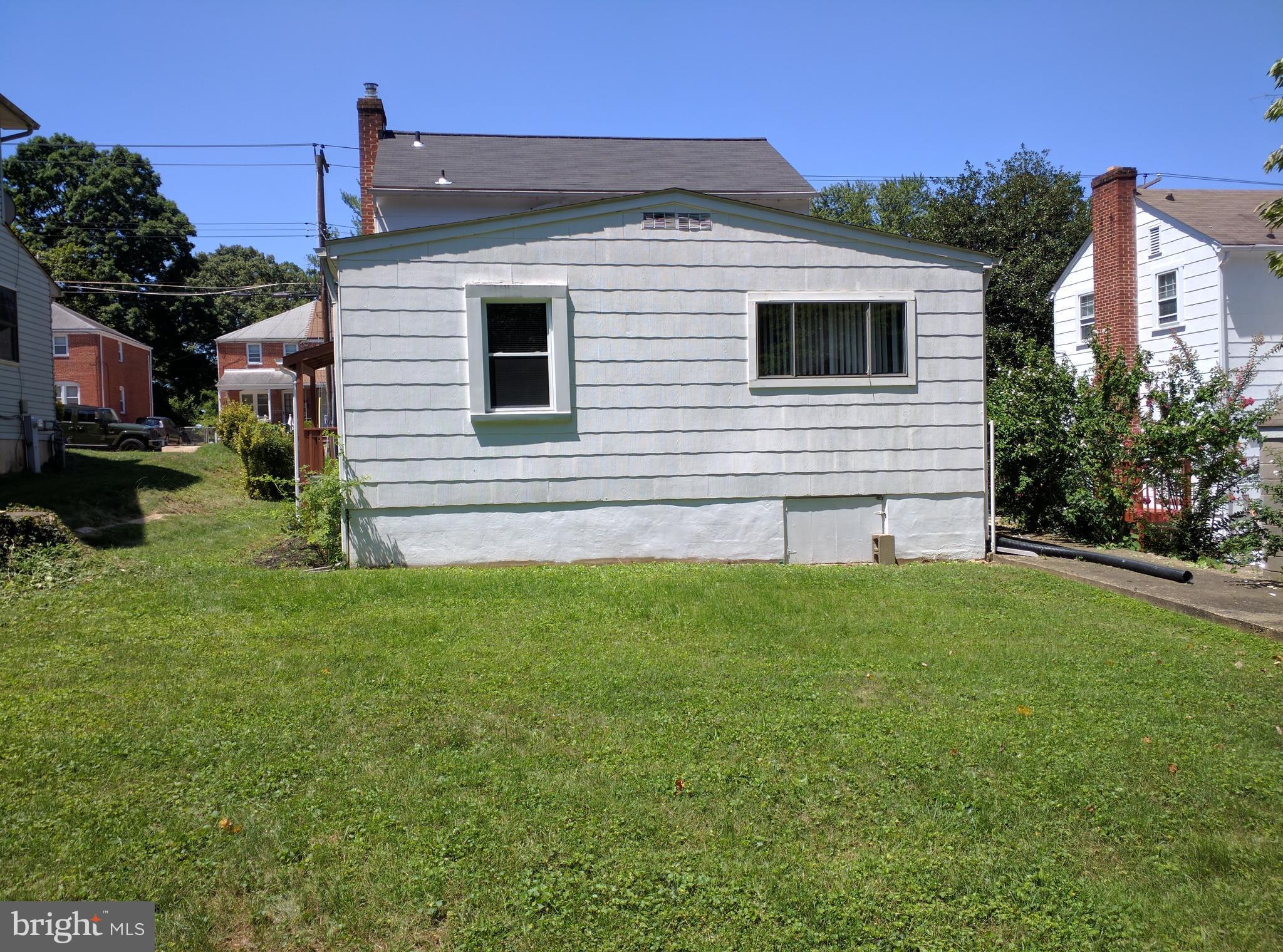 HILLENDALE FARMS - Residential Lease