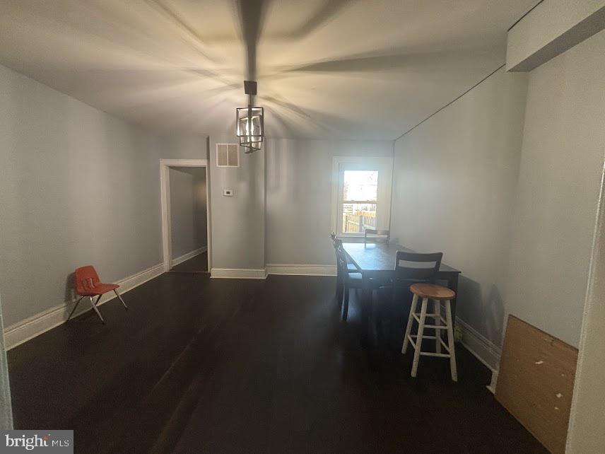 DUNDALK VILLAGE - Residential