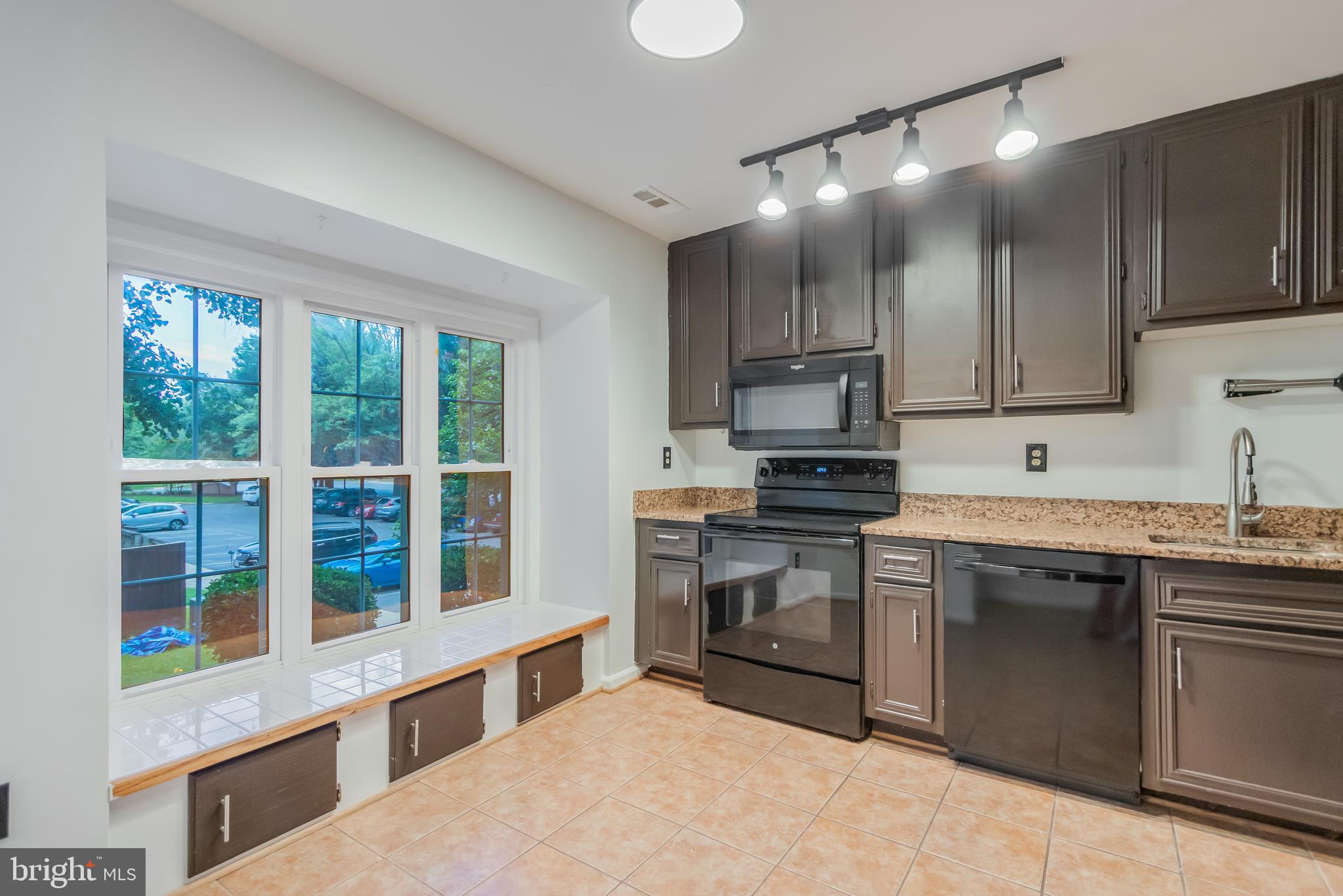1470 ORLEANS COURT