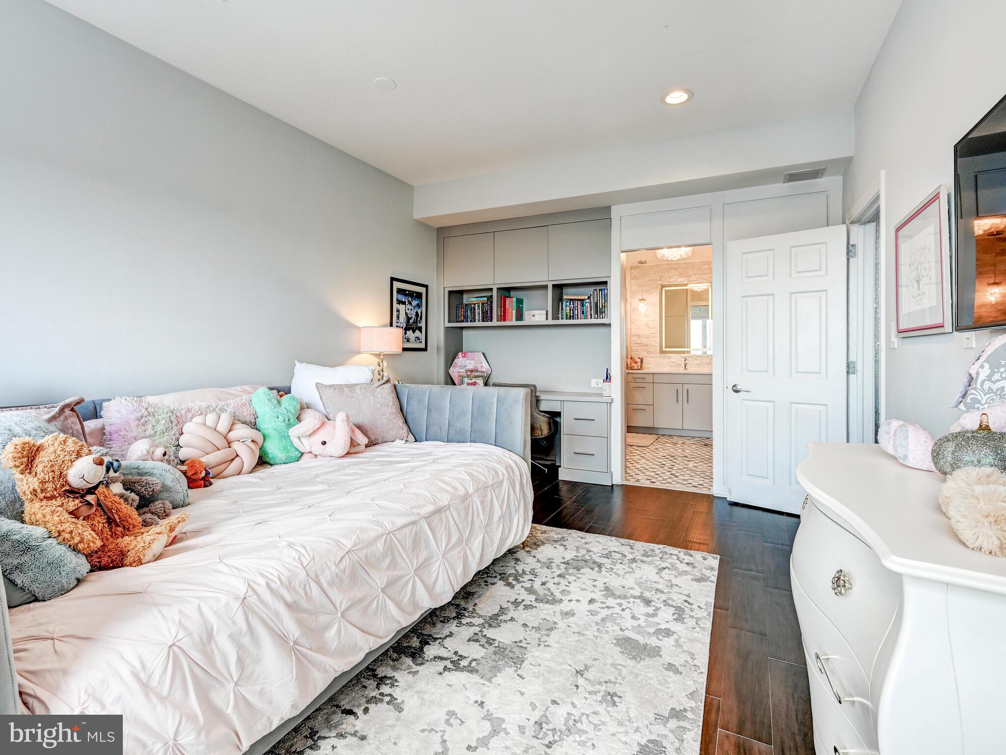 OTTERBEIN - Residential