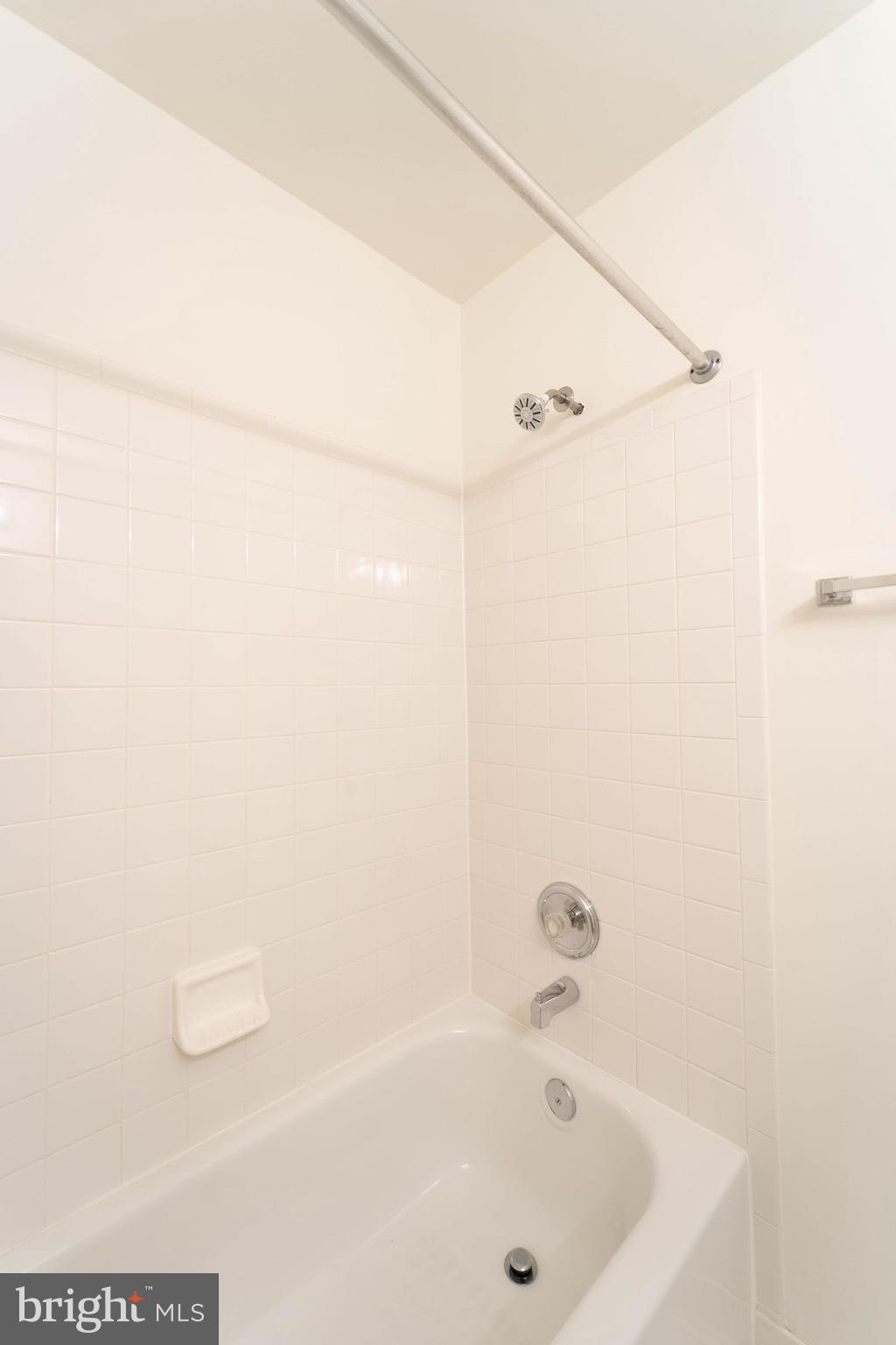 ASHLAWN RIDGE - Residential