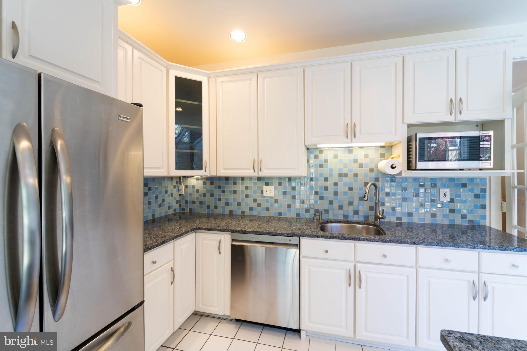 ASHLAWN RIDGE - Residential