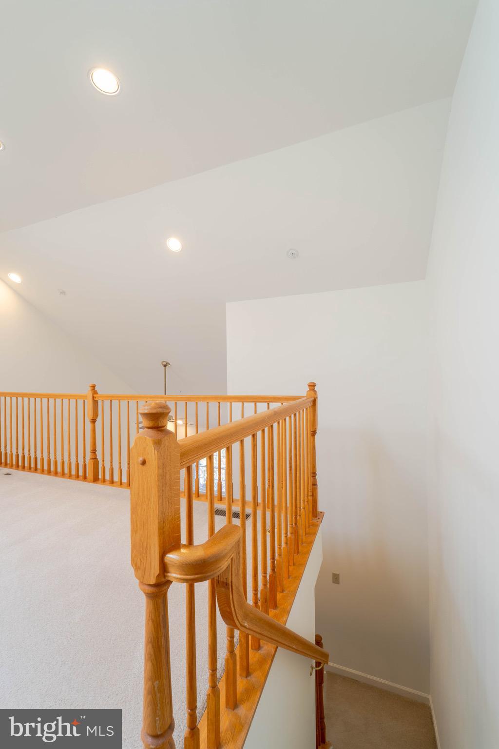 ASHLAWN RIDGE - Residential