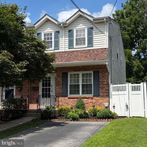 Photo of 18 W Mercer Avenue, HAVERTOWN, PA 19083 (MLS # PADE2121516)