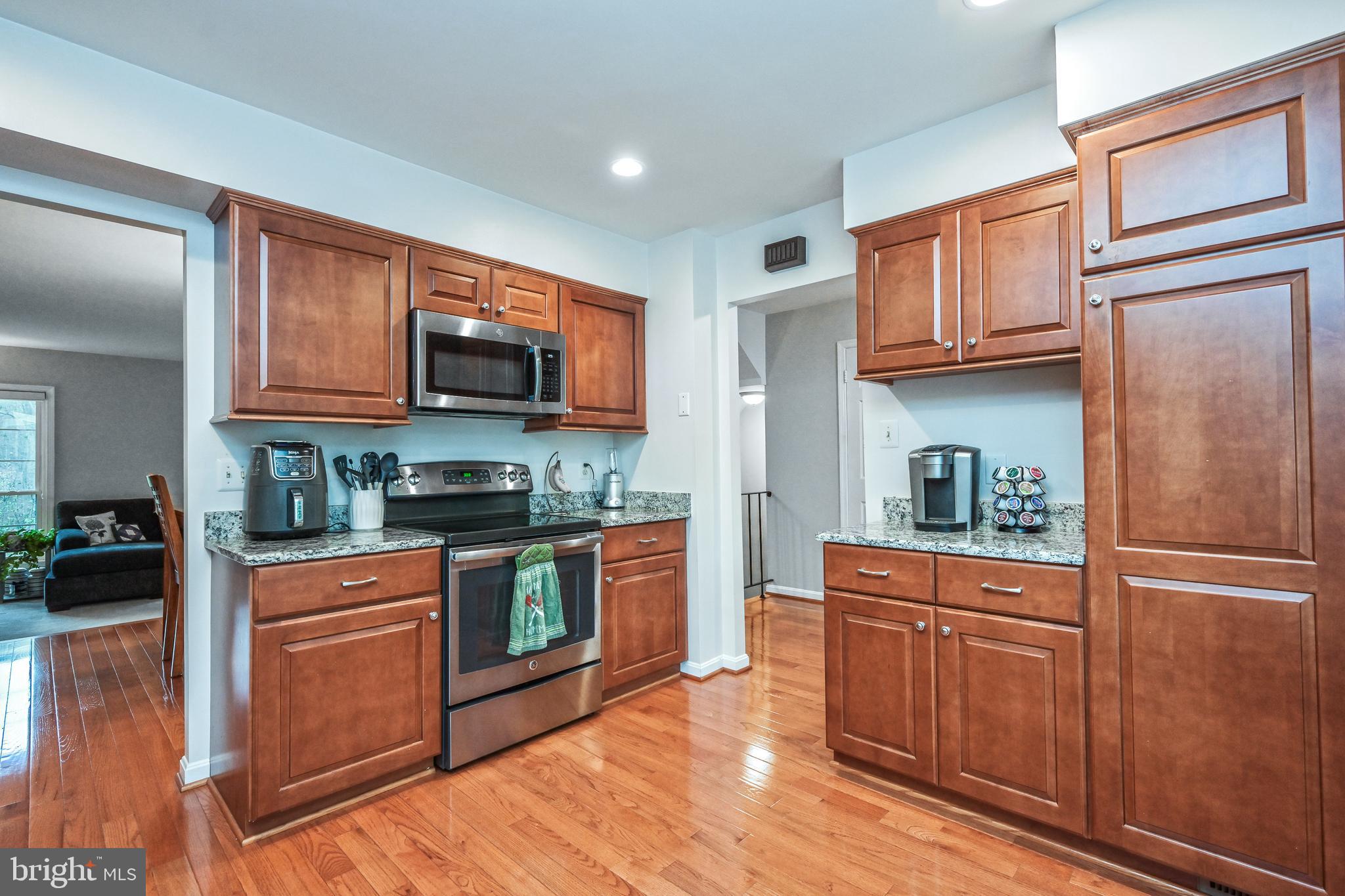 GREENTREE VILLAGE - Residential Lease