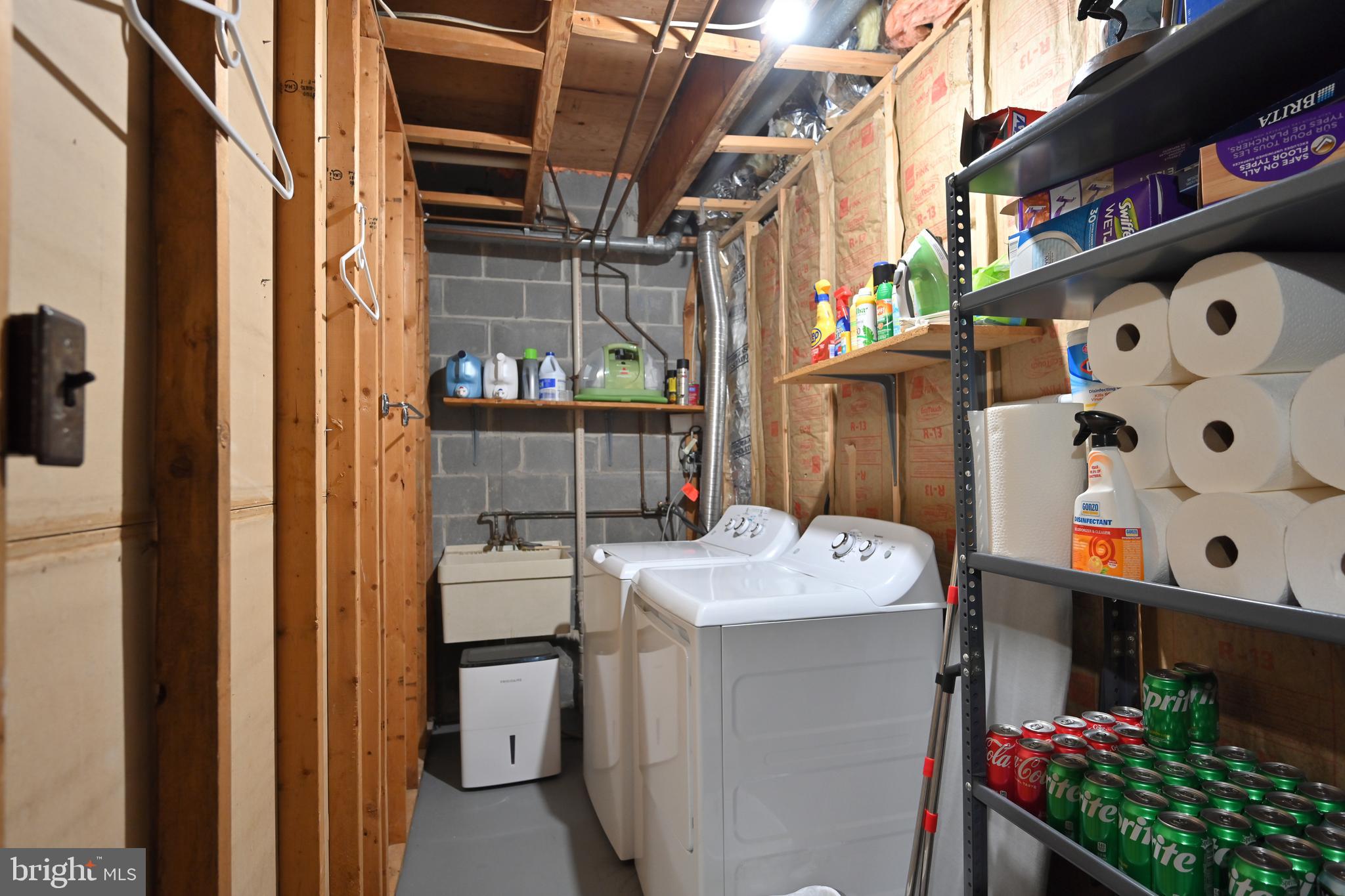 GREENTREE VILLAGE - Residential Lease