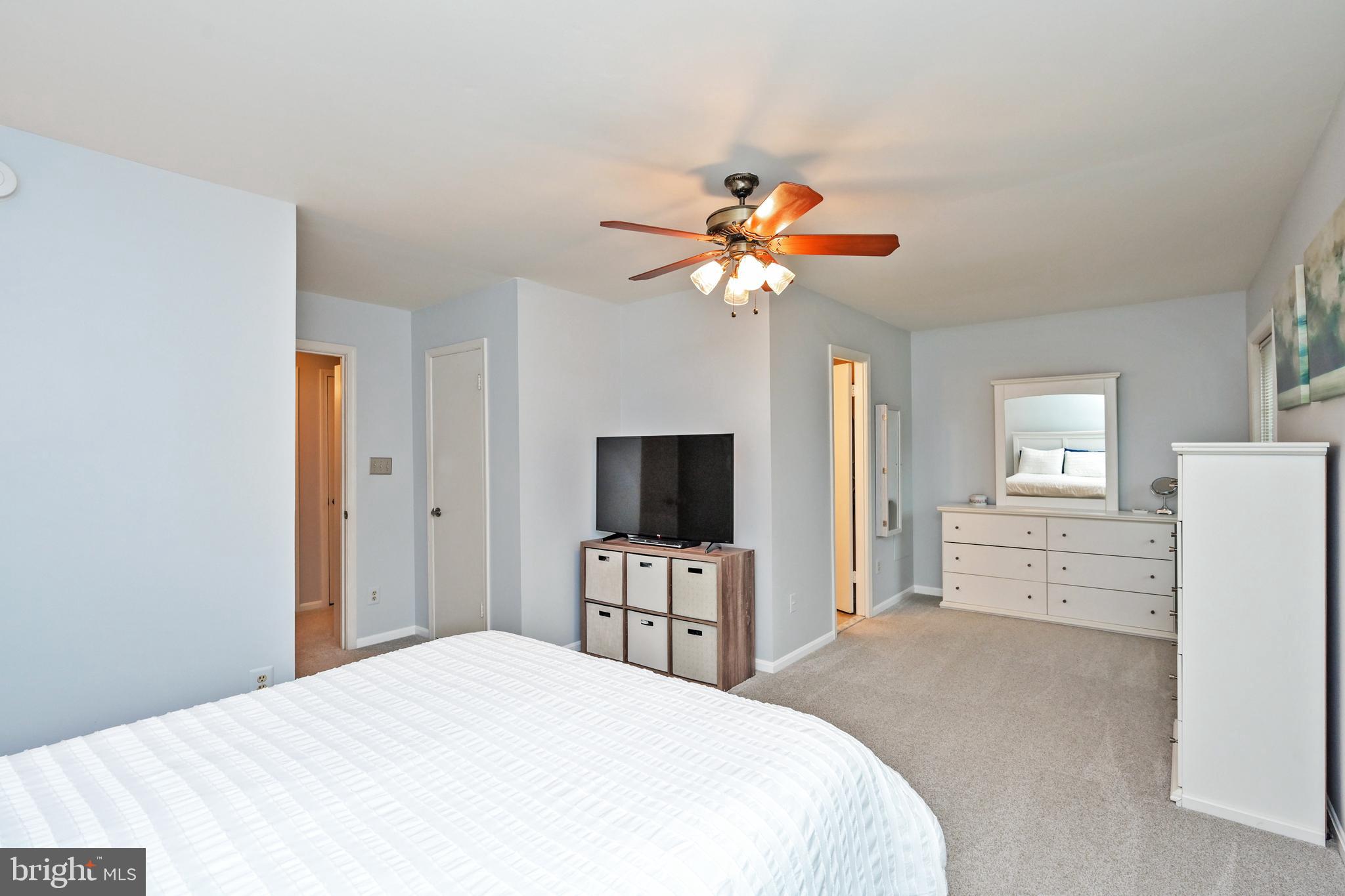 GREENTREE VILLAGE - Residential Lease