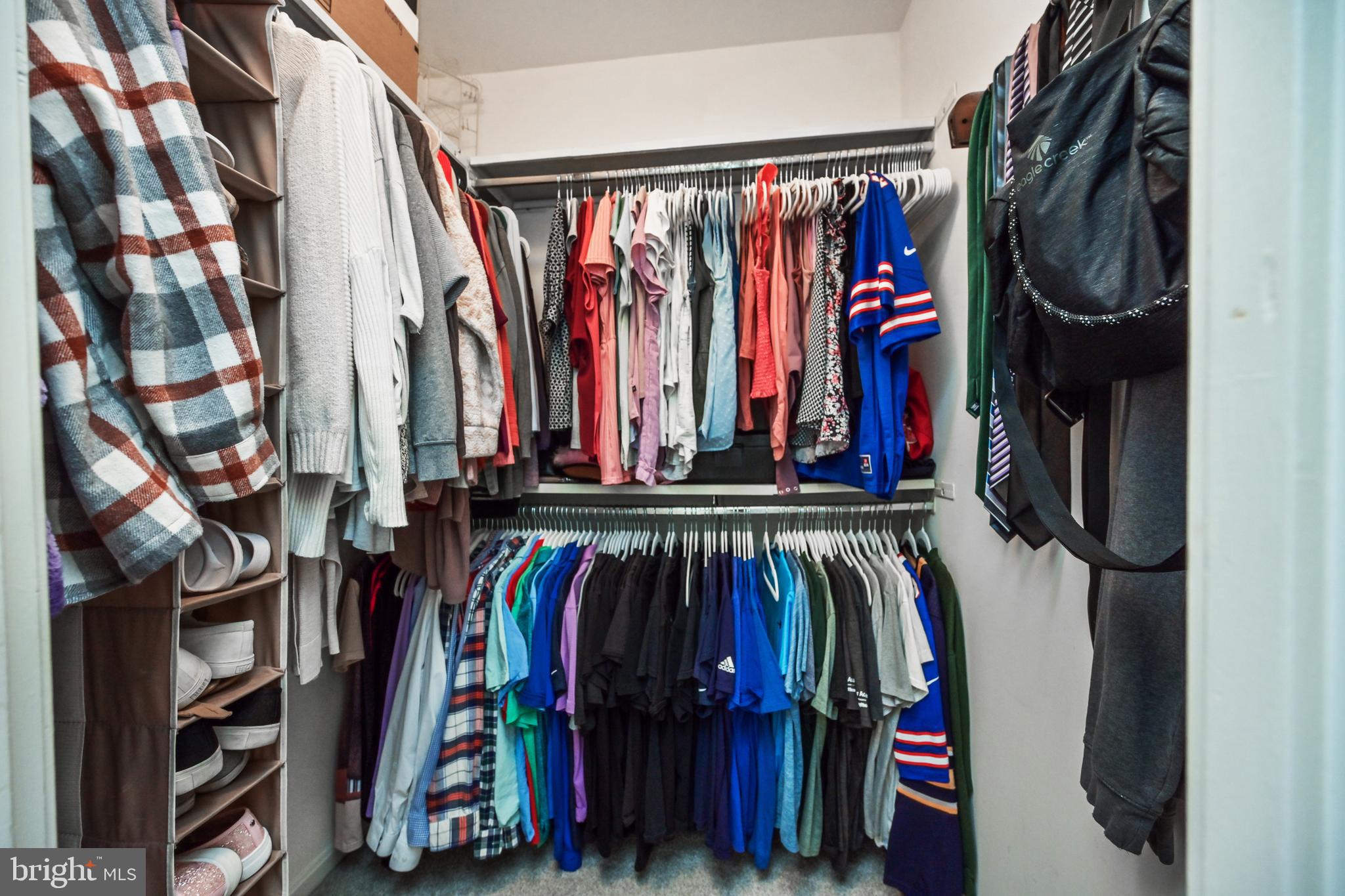 GREENTREE VILLAGE - Residential Lease