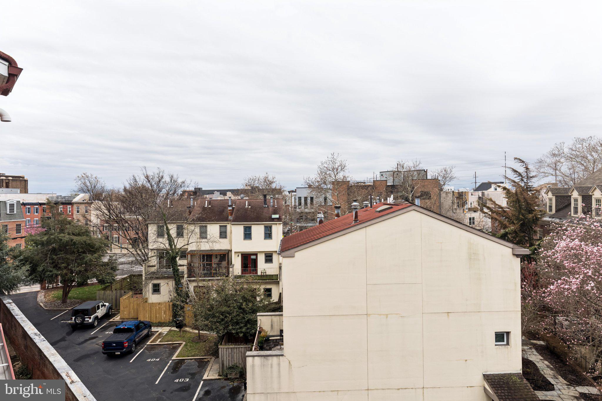 NAVAL SQUARE - Residential