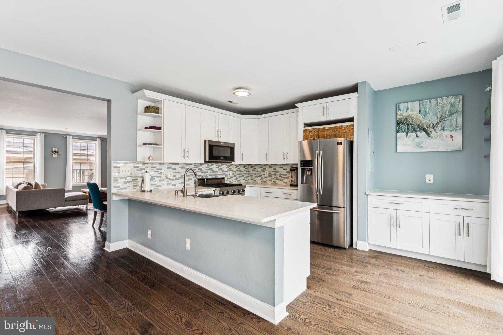 NAVAL SQUARE - Residential