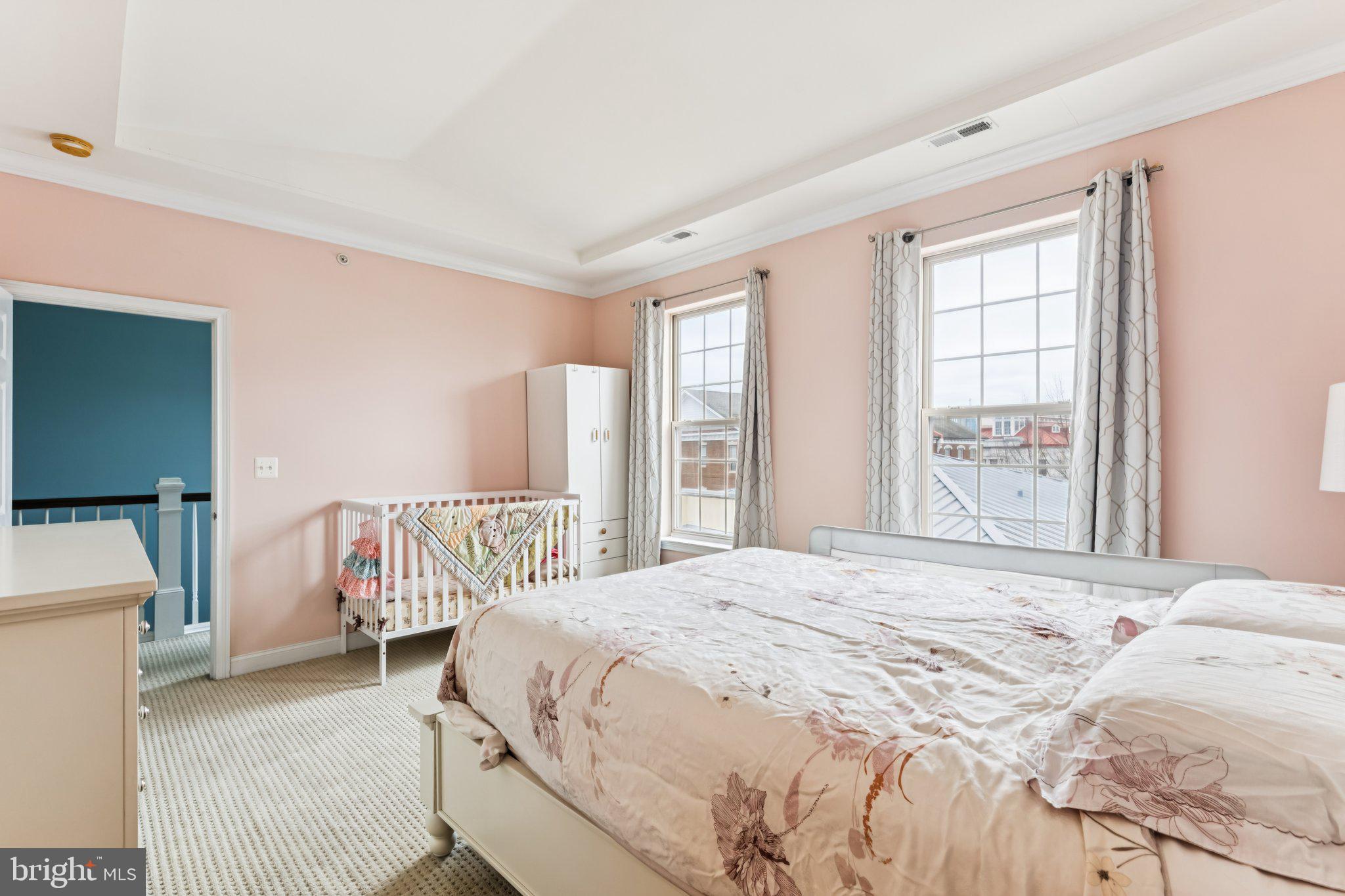 NAVAL SQUARE - Residential