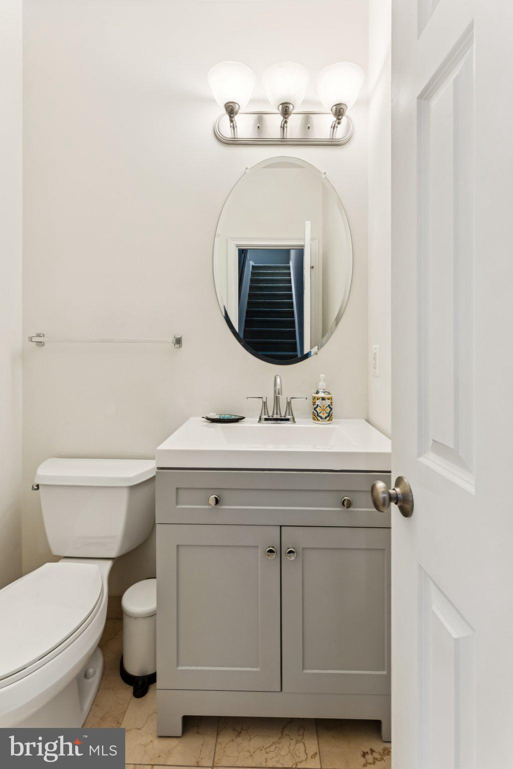 NAVAL SQUARE - Residential