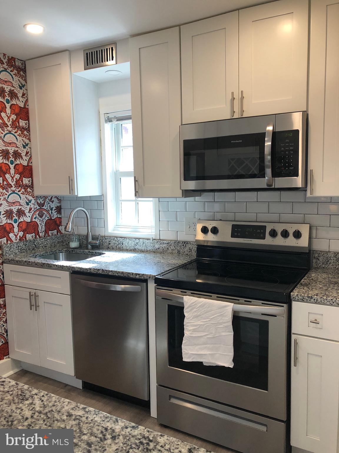 POTOWMACK CROSSING - Residential Lease